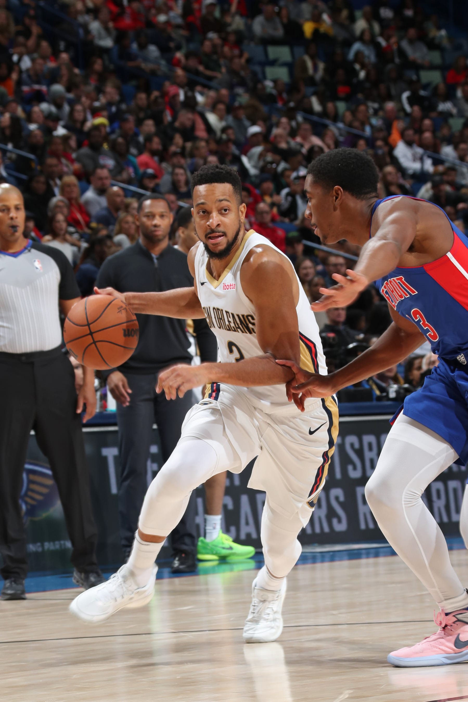 NEW ORLEANS, LA - NOVEMBER 2: CJ McCollum #3 of the New Orleans Pelicans drives to the basket during the game against the Detroit Pistons on November 2, 2023 at the Smoothie King Center in New Orleans, Louisiana. NOTE TO USER: User expressly acknowledges and agrees that, by downloading and or using this Photograph, user is consenting to the terms and conditions of the Getty Images License Agreement. Mandatory Copyright Notice: Copyright 2023 NBAE (Photo by Layne Murdoch Jr./NBAE via Getty Images)
