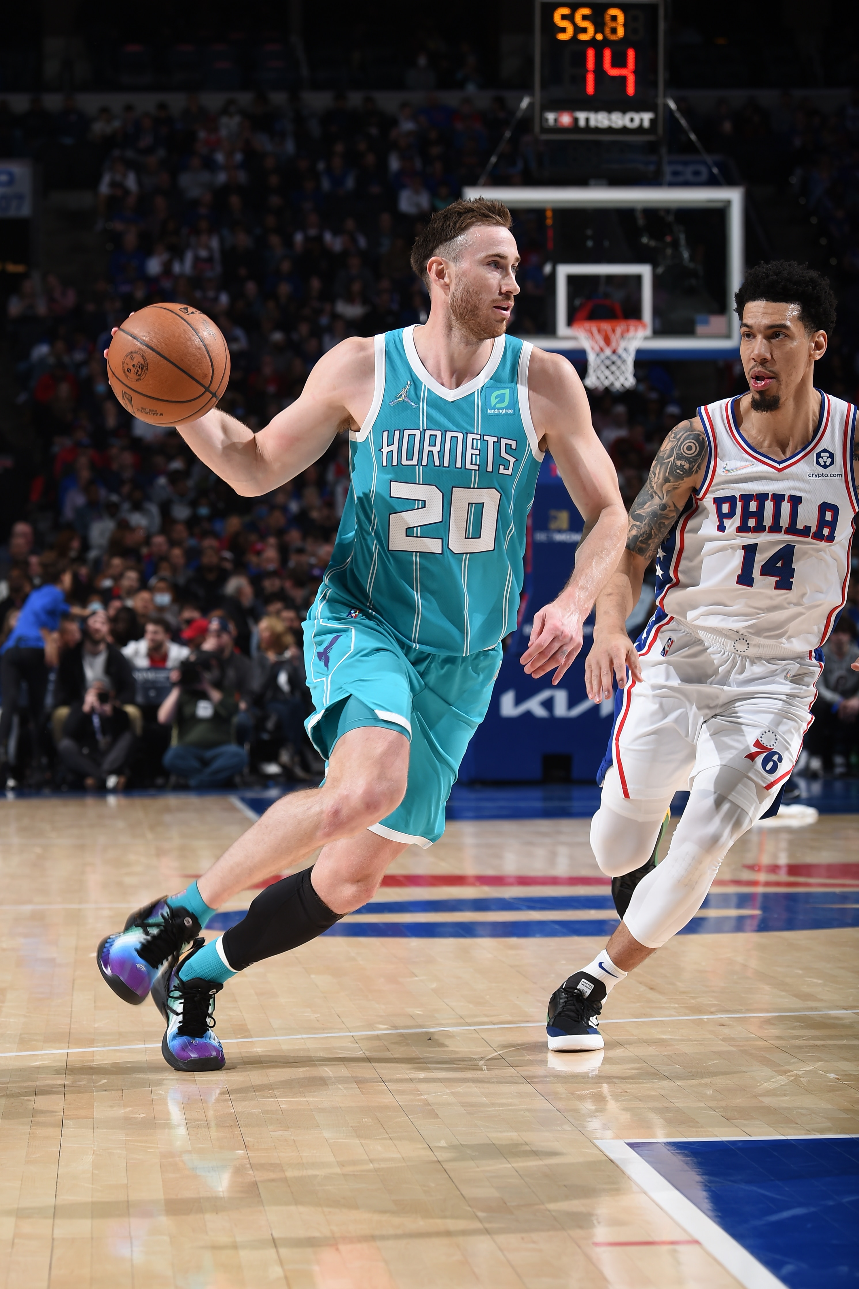 PHILADELPHIA, PA - APRIL 2: Gordon Hayward #20 of the Charlotte Hornets drives to the basket during the game against the Philadelphia 76ers on April 2, 2022 at the Wells Fargo Center in Philadelphia, Pennsylvania NOTE TO USER: User expressly acknowledges and agrees that, by downloading and/or using this Photograph, user is consenting to the terms and conditions of the Getty Images License Agreement. Mandatory Copyright Notice: Copyright 2022 NBAE (Photo by David Dow/NBAE via Getty Images)