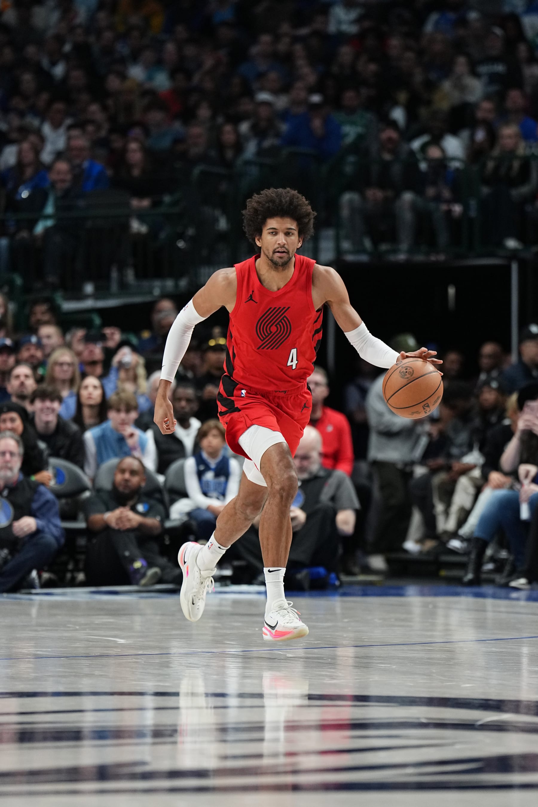 DALLAS, TX - JANUARY 3: Matisse Thybulle #4 of the Portland Trail Blazers dribbles the ball during the game /adm on January 3, 2024 at the American Airlines Center in Dallas, Texas. NOTE TO USER: User expressly acknowledges and agrees that, by downloading and or using this photograph, User is consenting to the terms and conditions of the Getty Images License Agreement. Mandatory Copyright Notice: Copyright 2024 NBAE (Photo by Glenn James/NBAE via Getty Images)