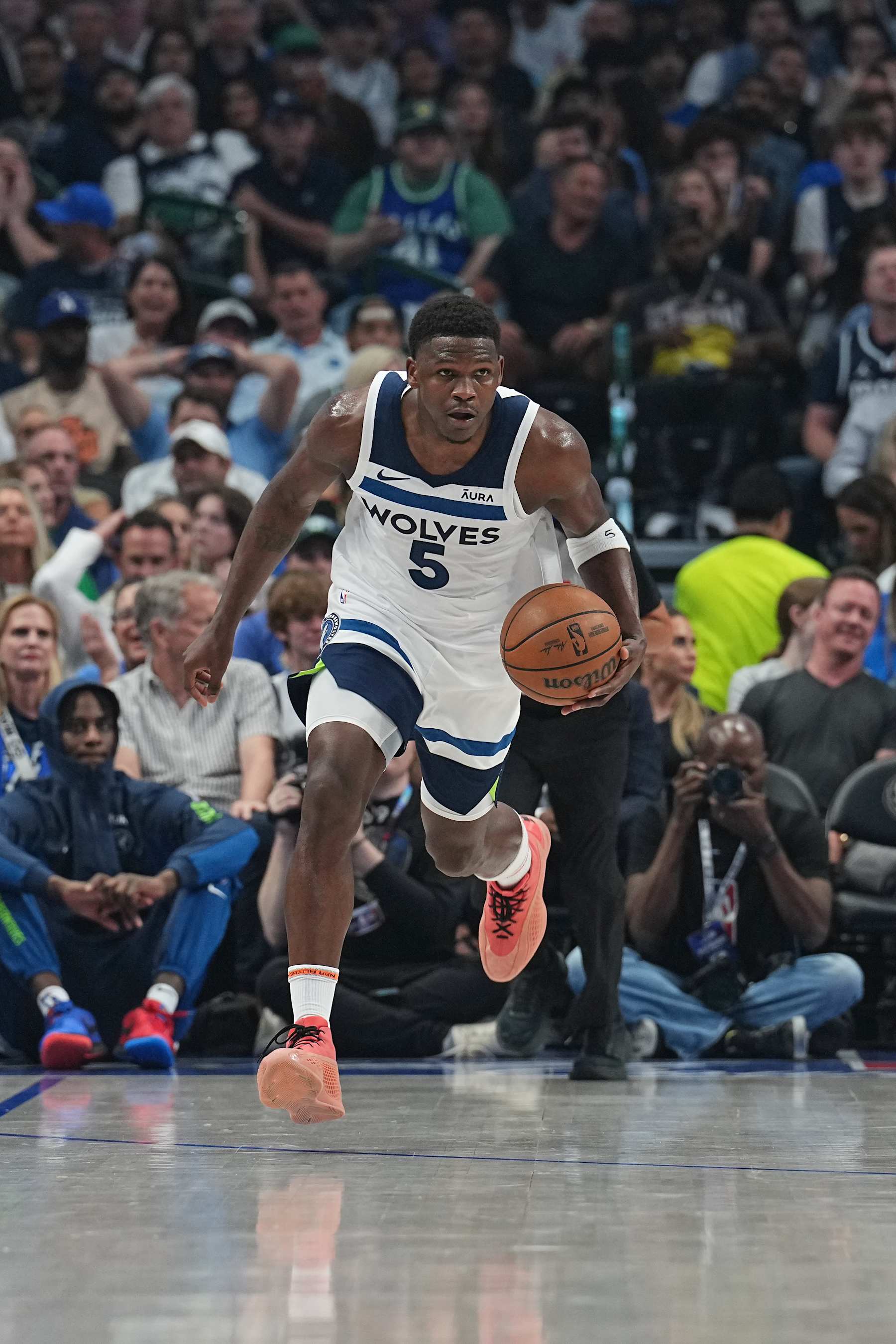 DALLAS, TX - MAY 28: Anthony Edwards #5 of the Minnesota Timberwolves dribbles the ball during the game against the Dallas Mavericks during Game 4 of the Western Conference Finals of the 2024 NBA Playoffs on May 28, 2024 at the American Airlines Center in Dallas, Texas. NOTE TO USER: User expressly acknowledges and agrees that, by downloading and or using this photograph, User is consenting to the terms and conditions of the Getty Images License Agreement. Mandatory Copyright Notice: Copyright 2024 NBAE (Photo by Glenn James/NBAE via Getty Images)