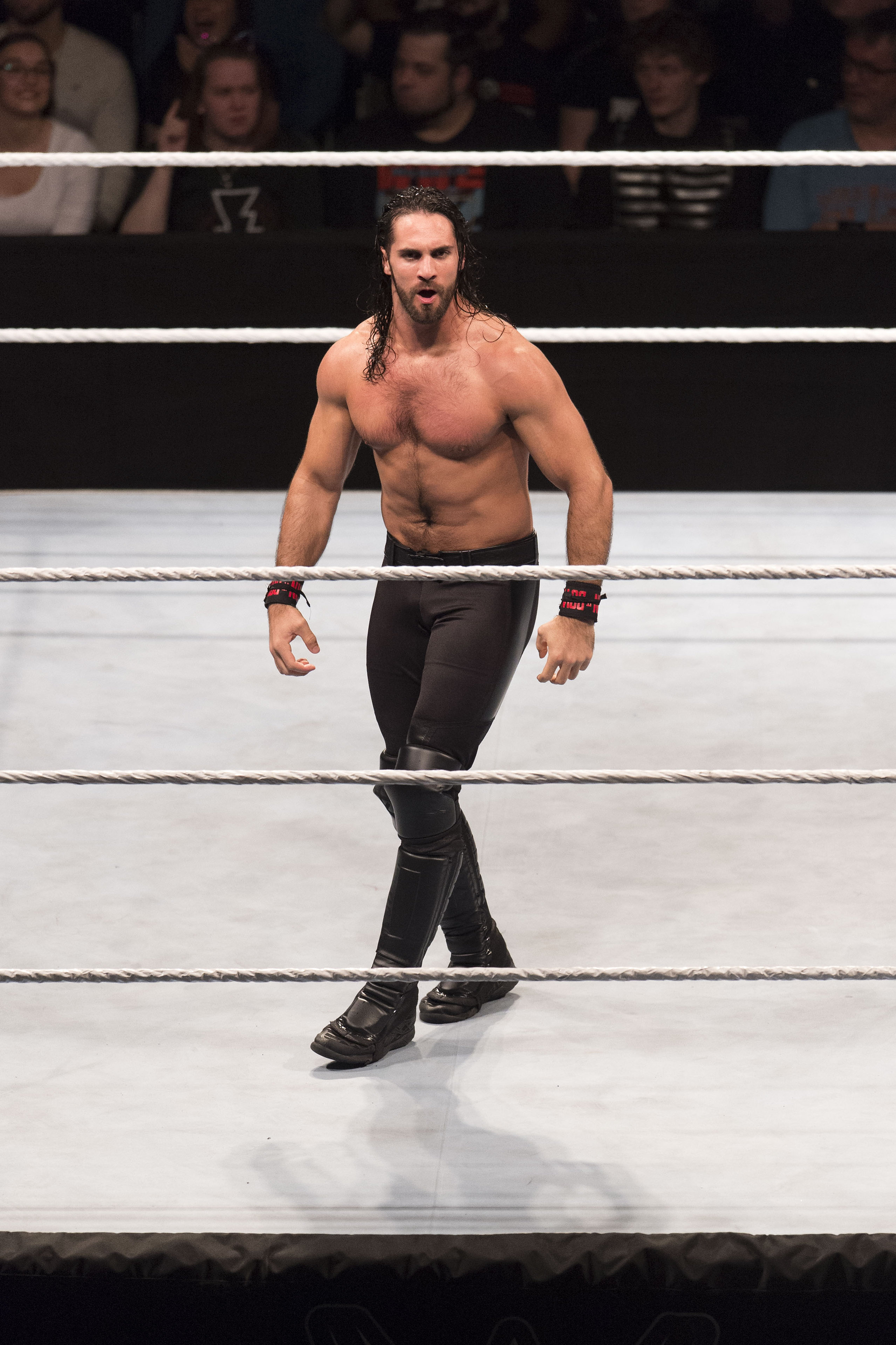 COLOGNE, GERMANY - NOVEMBER 07: Seth Rollins  during the WWE Live Show at Lanxess Arena on November 7, 2018 in Cologne, Germany. (Photo by Marc Pfitzenreuter/Getty Images)