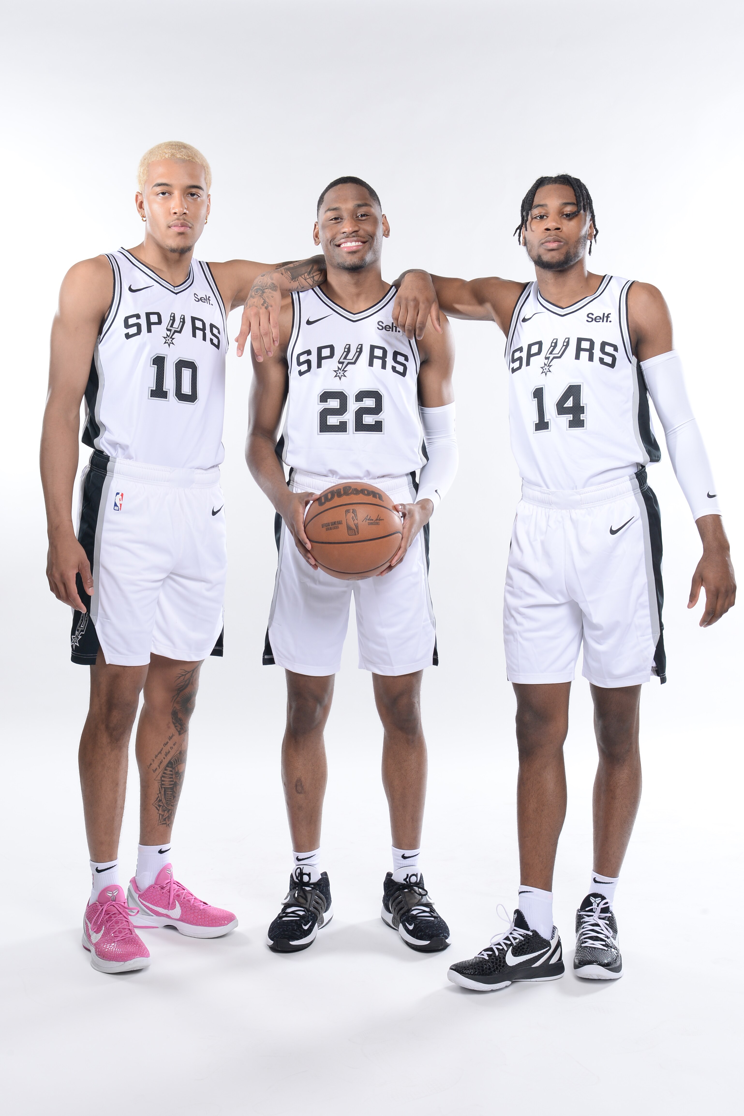 SAN ANTONIO, TX - JUNE 25: San Antonio Spurs draft picks Jeremy Sochan, Malaki Branham, and Blake Wesley pose for a portrait after being drafted to the San Antonio Spurs on June 25, 2022 at the AT&T Center in San Antonio, Texas. NOTE TO USER: User expressly acknowledges and agrees that, by downloading and or using this photograph, user is consenting to the terms and conditions of the Getty Images License Agreement. Mandatory Copyright Notice: Copyright 2022 NBAE (Photos by Michael Gonzales/NBAE via Getty Images)
