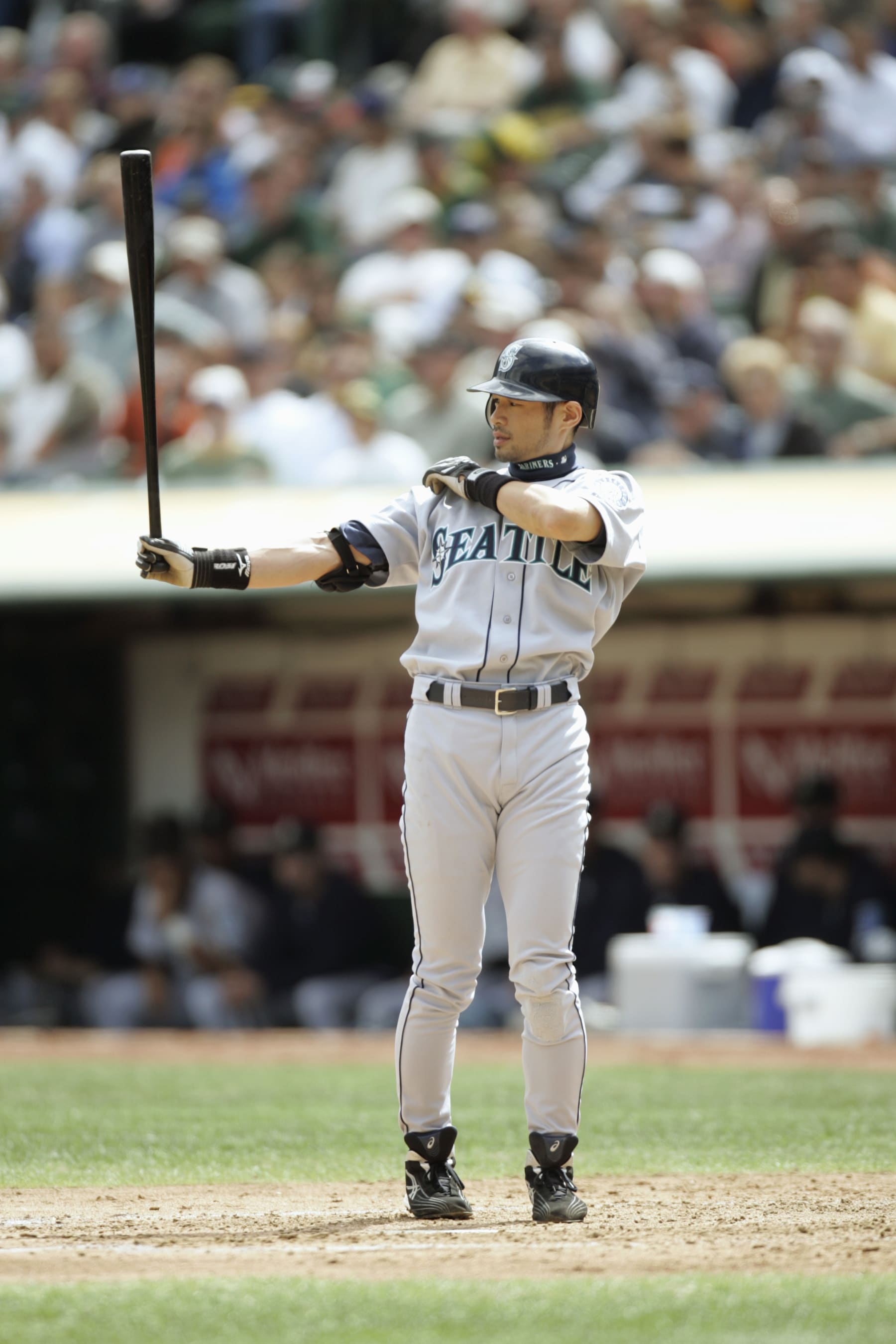 OAKLAND, CA - SEPTEMBER 30:  Ichiro Suzuki of the Seattle Mariners bats during the game against the Oakland Athletics at Network Associates Coliseum on September 30, 2004 in Oakland, California. The A's defeated the Mariners 3-2. (Photo by Michael Zagaris/MLB via Getty Images)