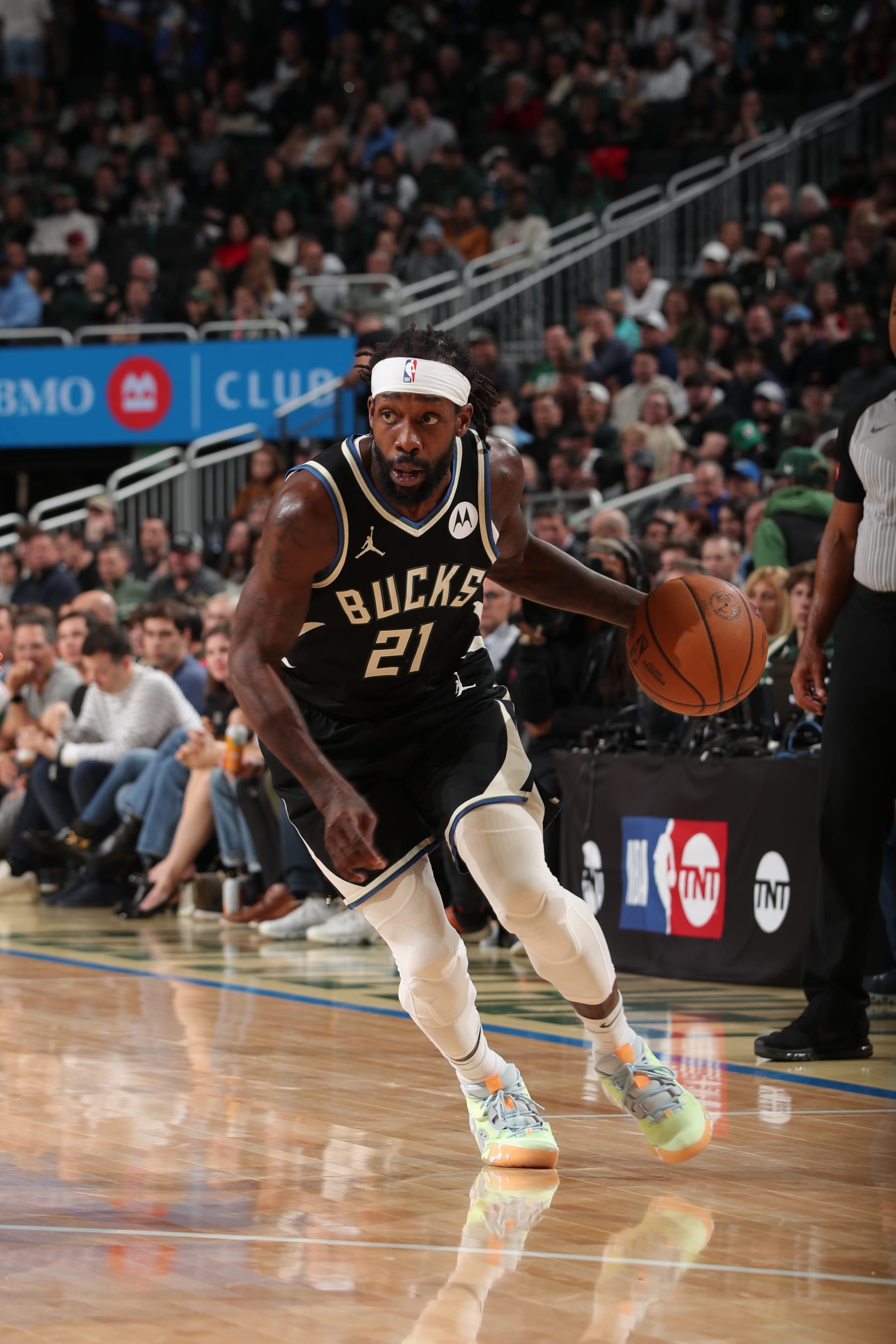 MILWAUKEE, WI - APRIL 9: Patrick Beverley #21 of the Milwaukee Bucks handles the ball during the game against the Boston Celtics on April 9, 2024 at the Fiserv Forum Center in Milwaukee, Wisconsin. NOTE TO USER: User expressly acknowledges and agrees that, by downloading and or using this Photograph, user is consenting to the terms and conditions of the Getty Images License Agreement. Mandatory Copyright Notice: Copyright 2024 NBAE (Photo by Gary Dineen/NBAE via Getty Images).