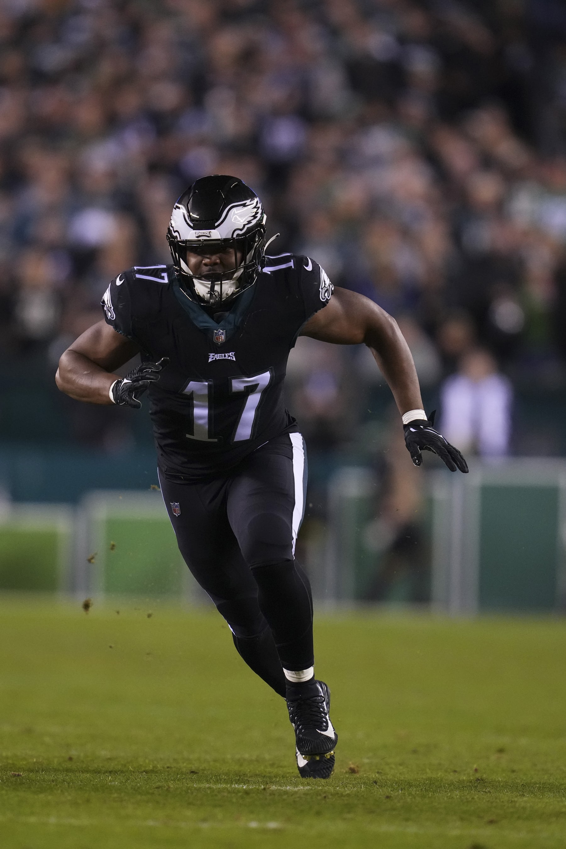 PHILADELPHIA, PA - NOVEMBER 27: Nakobe Dean #17 of the Philadelphia Eagles in action against the Green Bay Packers at Lincoln Financial Field on November 27, 2022 in Philadelphia, Pennsylvania. (Photo by Mitchell Leff/Getty Images)