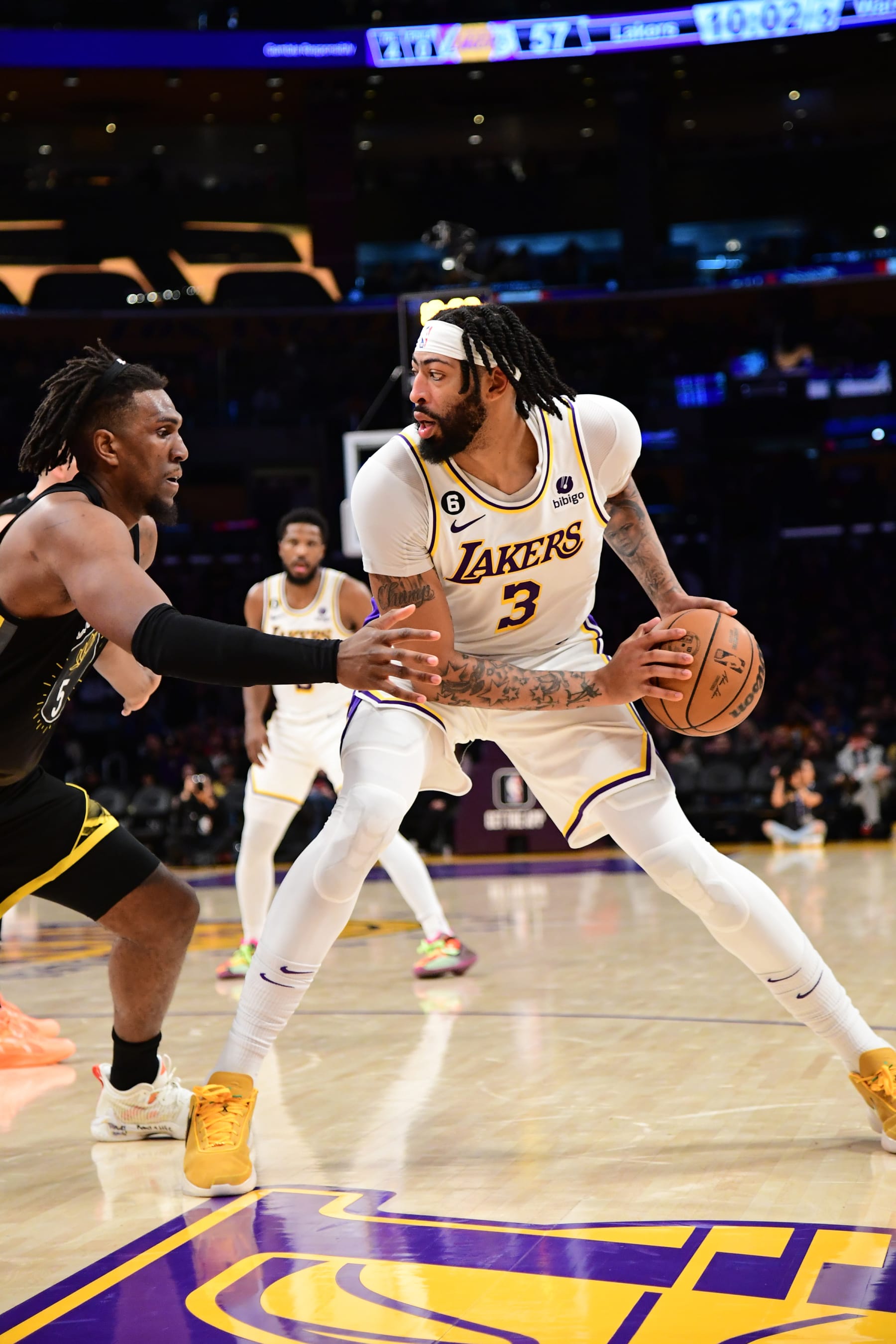 LOS ANGELES, CA - MARCH 5:  Anthony Davis #3 of the Los Angeles Lakers goes to the basket during the game on March 5, 2023 at Crypto.Com Arena in Los Angeles, California. NOTE TO USER: User expressly acknowledges and agrees that, by downloading and/or using this Photograph, user is consenting to the terms and conditions of the Getty Images License Agreement. Mandatory Copyright Notice: Copyright 2023 NBAE (Photo by Adam Pantozzi/NBAE via Getty Images)