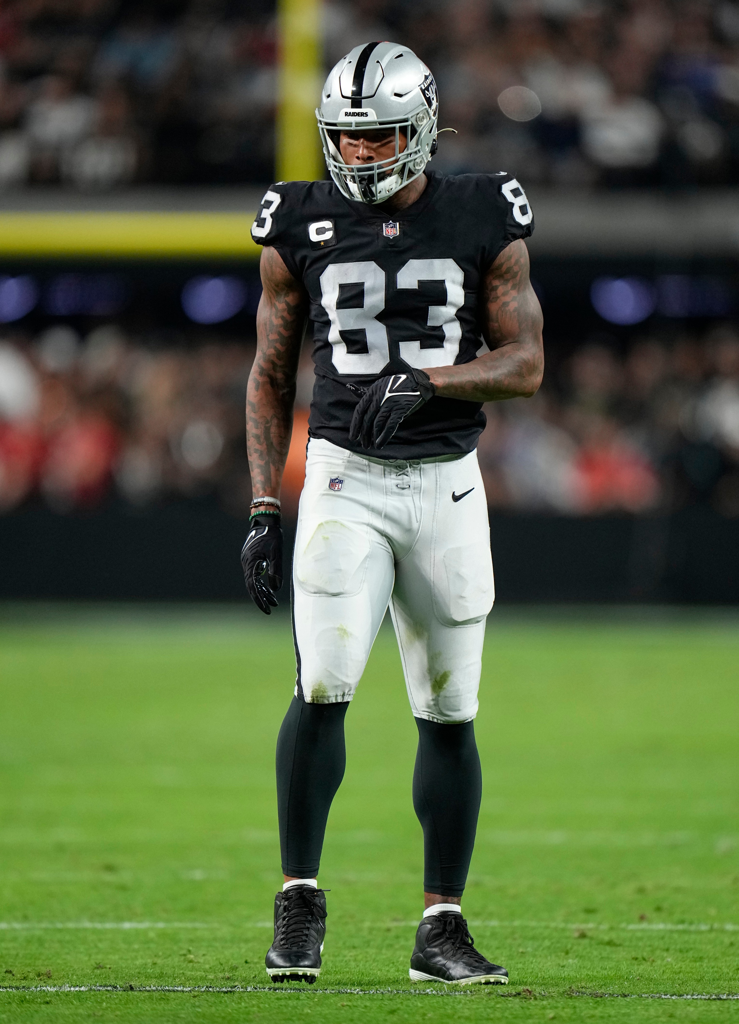 Las Vegas Raiders tight end Darren Waller (83) lines up against the Kansas City Chiefs\ during the first half of an NFL football game, Sunday, Nov. 14, 2021, in Las Vegas. (AP Photo/Jeff Bottari)