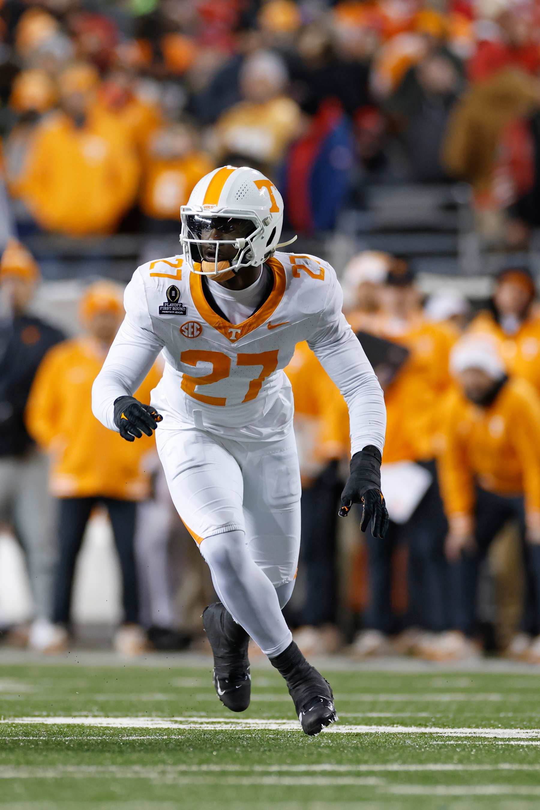 COLUMBUS, OH - DECEMBER 21: Tennessee Volunteers defensive lineman James Pearce Jr. (27) rushes on defense during the CFP First Round game against the Ohio State Buckeyes on December 21, 2024 at Ohio Stadium in Columbus, Ohio. (Photo by Joe Robbins/Icon Sportswire via Getty Images)