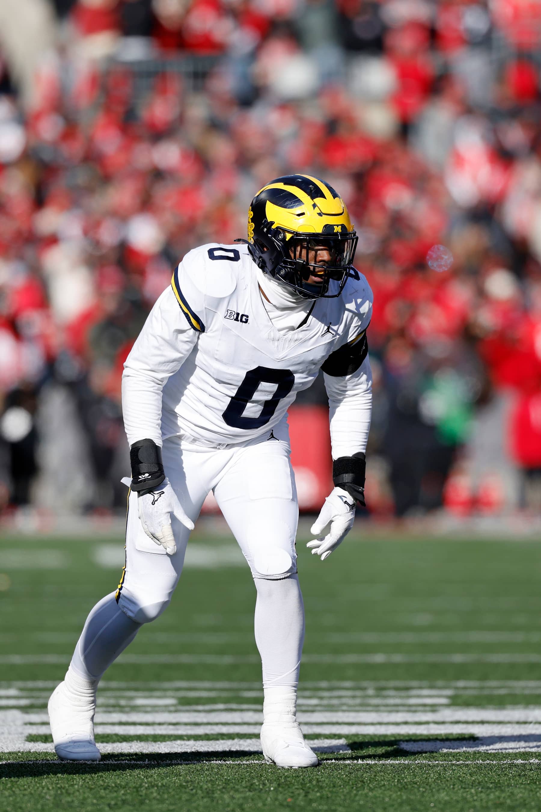 COLUMBUS, OH - NOVEMBER 30: Michigan Wolverines defensive end Josaiah Stewart (0) lines up on defense during a college football game against the Ohio State Buckeyes on November 30, 2024 at Ohio Stadium in Columbus, Ohio. (Photo by Joe Robbins/Icon Sportswire via Getty Images)