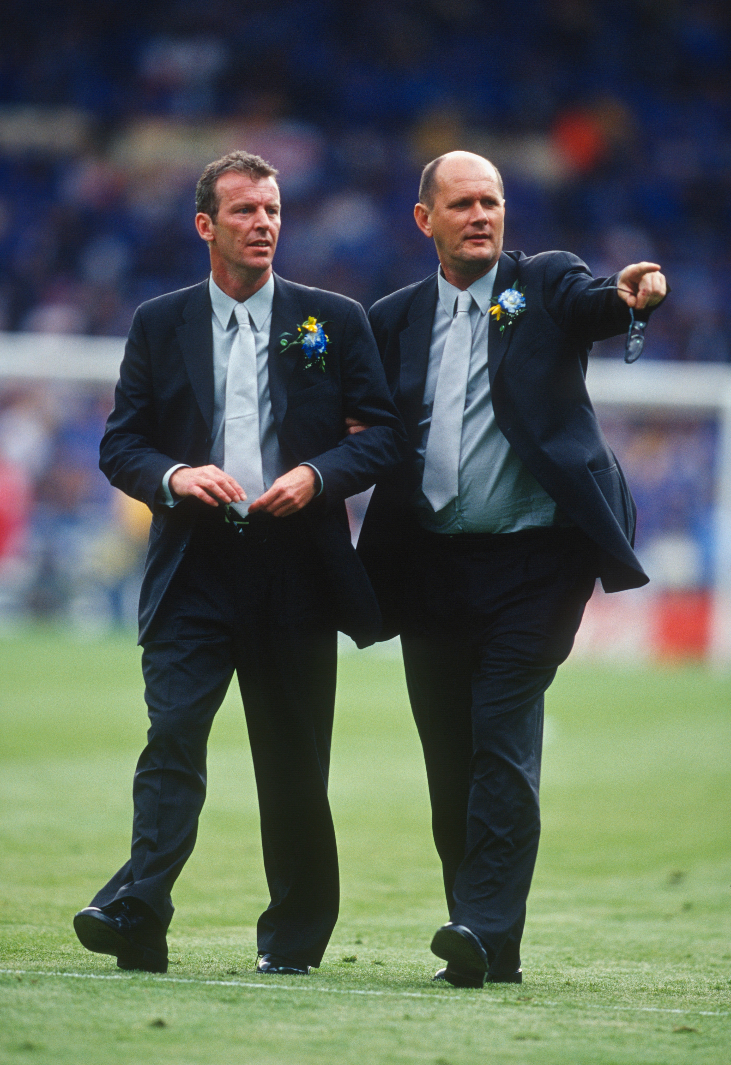 20 May 2000 Wembley ; FA Cup Final ; Aston Villa v Chelsea ; Chelsea FC coaches Graham Rix (left) and Gwyn Williams (photo by Mark Leech/Offside/Getty Images).