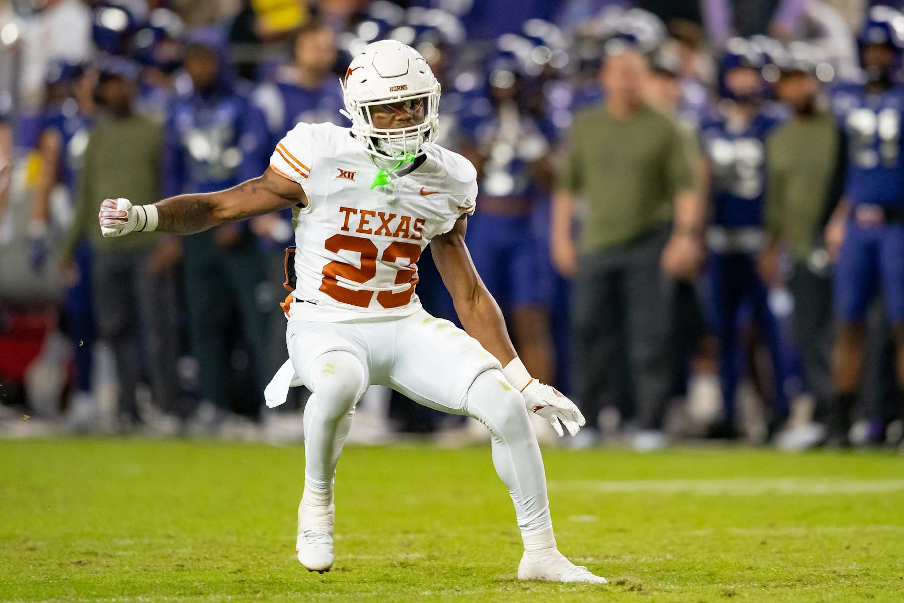 FORT WORTH, TX - NOVEMBER 11: Texas Longhorns defensive back Jahdae Barron (23) breaks down for a tackle during a game between the Texas Longhorns and TCU Horned Frogs college football game on November 11, 2023 at Amon G. Carter Stadium in Fort Worth, TX. (Photo by Chris Leduc/Icon Sportswire via Getty Images)