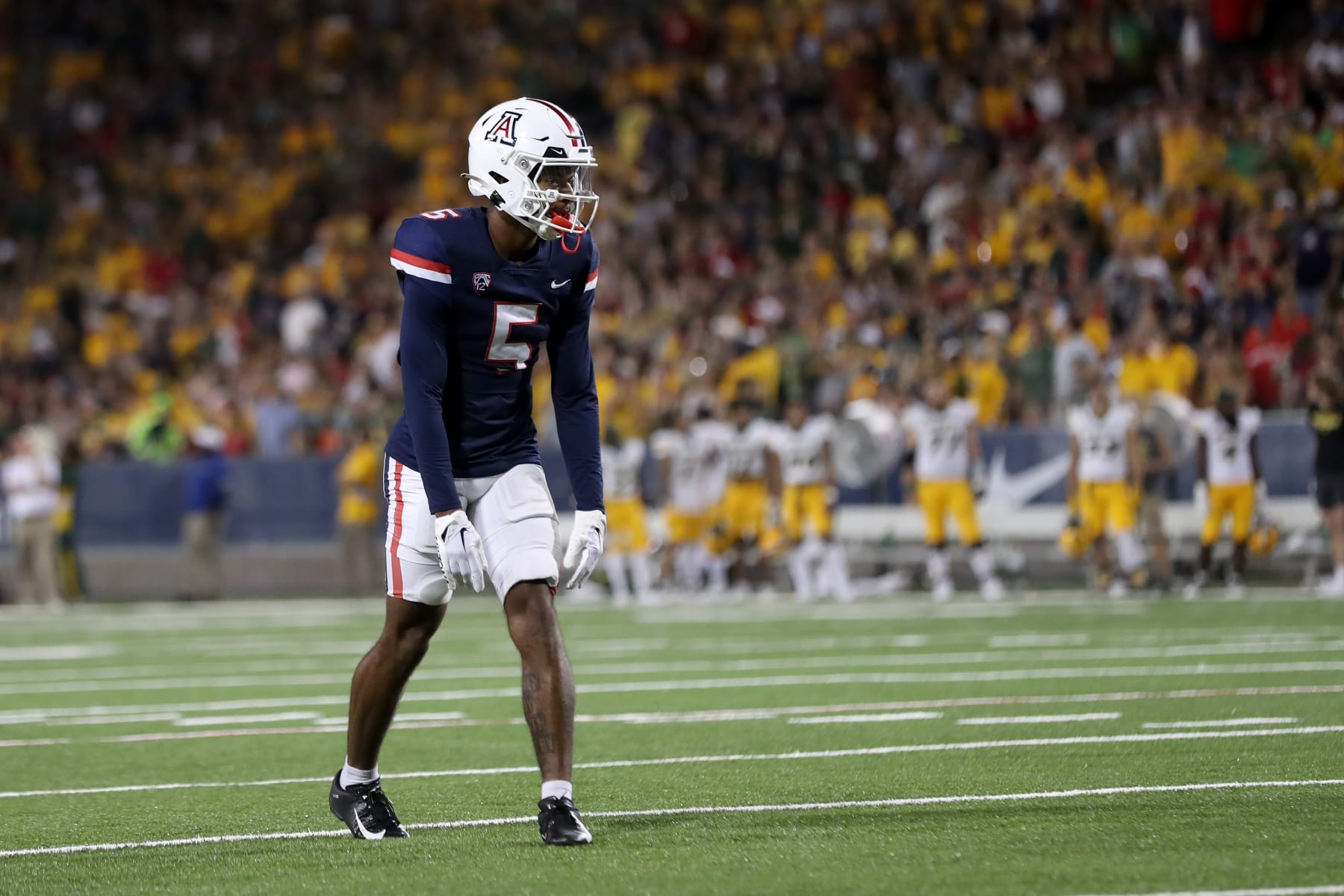 TUCSON, AZ - SEPTEMBER 17: Arizona Wildcats wide receiver Dorian Singer #5 during a college football game between the North Dakota State Bison and the University of Arizona Wildcats on September 17, 2022 at Arizona Stadium in Tucson, AZ.  (Photo by Christopher Hook/Icon Sportswire via Getty Images)