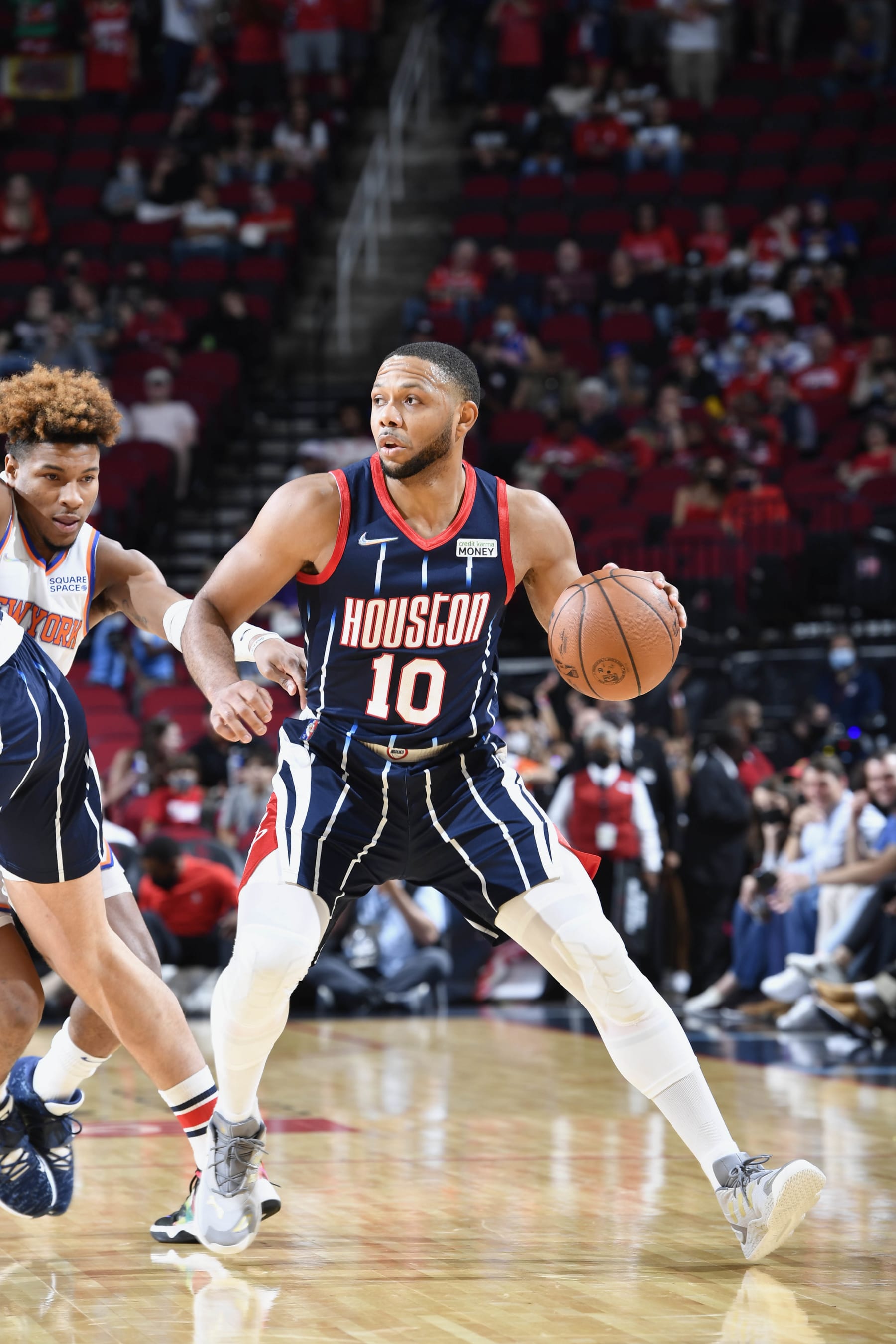 HOUSTON, TX - DECEMBER 16:  Eric Gordon #10 of the Houston Rockets dribbles the ball during the game against the New York Knicks on December 16, 2021 at the Toyota Center in Houston, Texas. NOTE TO USER: User expressly acknowledges and agrees that, by downloading and or using this photograph, User is consenting to the terms and conditions of the Getty Images License Agreement. Mandatory Copyright Notice: Copyright 2021 NBAE (Photo by Logan Riely/NBAE via Getty Images)