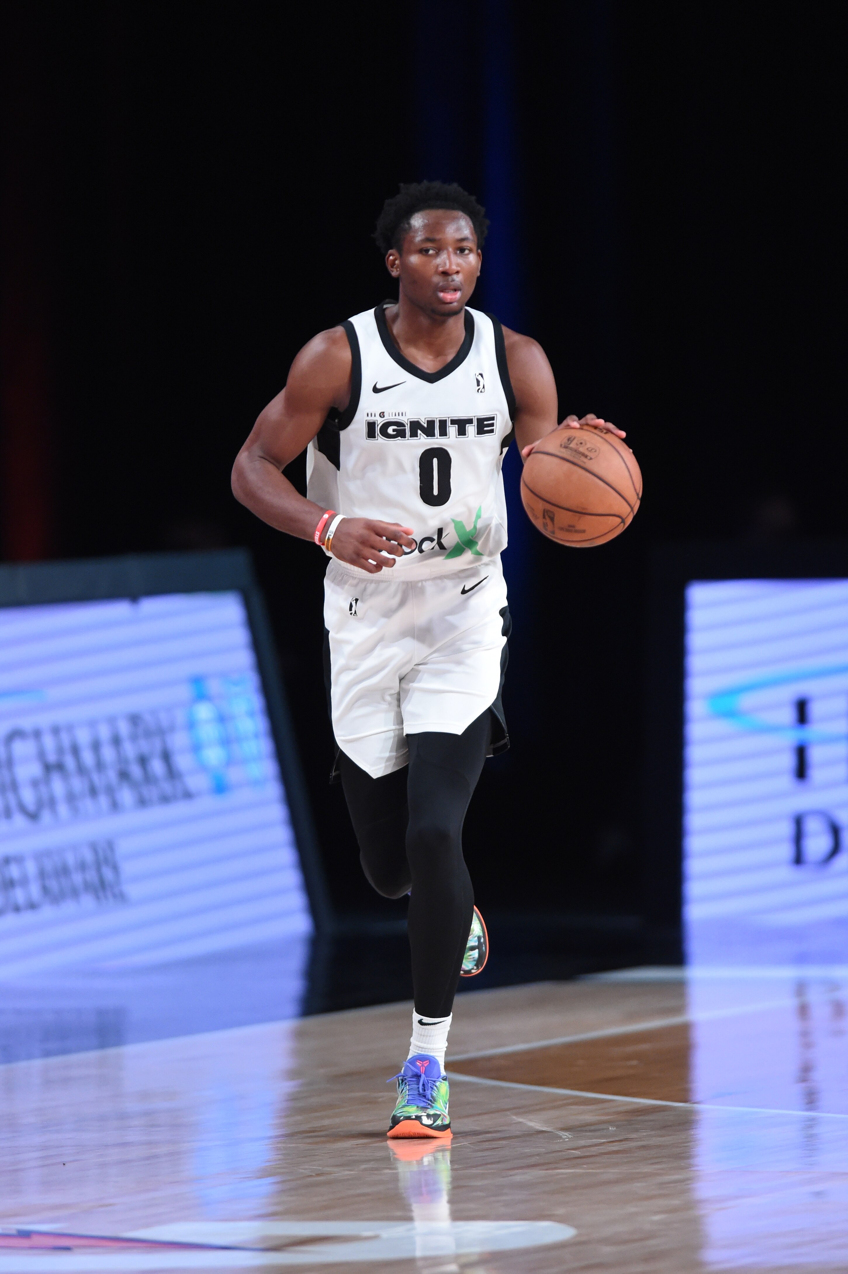 ORLANDO, FL - MARCH 1: Jonathan Kuminga #0 of Team Ignite handles the ball against the Delaware Blue Coats on March 1, 2021 at AdventHealth Arena in Orlando, Florida. NOTE TO USER: User expressly acknowledges and agrees that, by downloading and/or using this photograph, user is consenting to the terms and conditions of the Getty Images License Agreement. Mandatory Copyright Notice: Copyright 2021 NBAE (Photo by Juan Ocampo/NBAE via Getty Images)