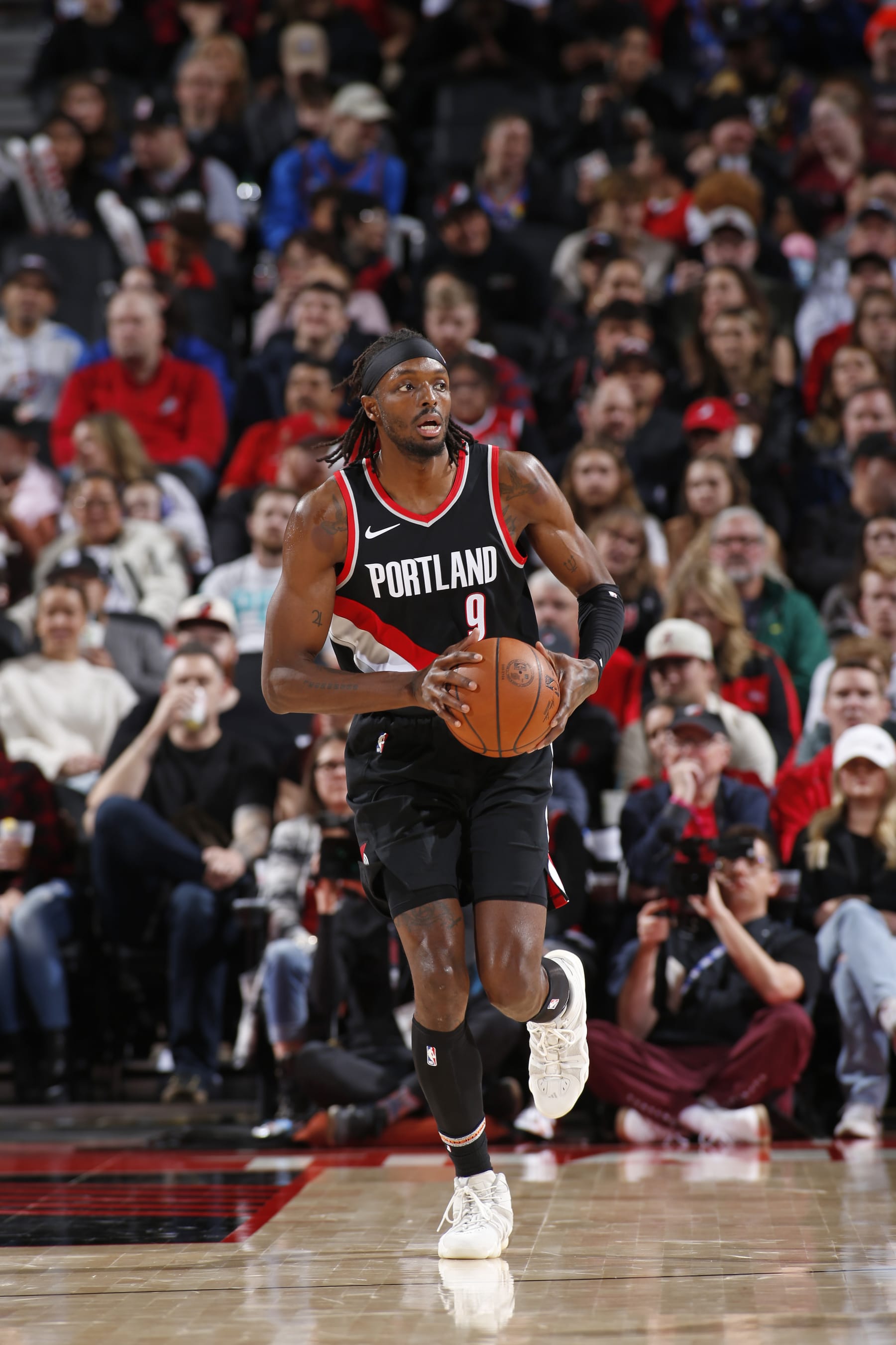 PORTLAND, OR - NOVEMBER 19: Jerami Grant #9 of the Portland Trail Blazers dribbles the ball during the game against the Oklahoma City Thunder on November 19, 2023 at the Moda Center in Portland, Oregon. NOTE TO USER: User expressly acknowledges and agrees that, by downloading and or using this photograph, user is consenting to the terms and conditions of the Getty Images License Agreement. Mandatory Copyright Notice: Copyright 2023 NBAE (Photo by Cameron Browne/NBAE via Getty Images)