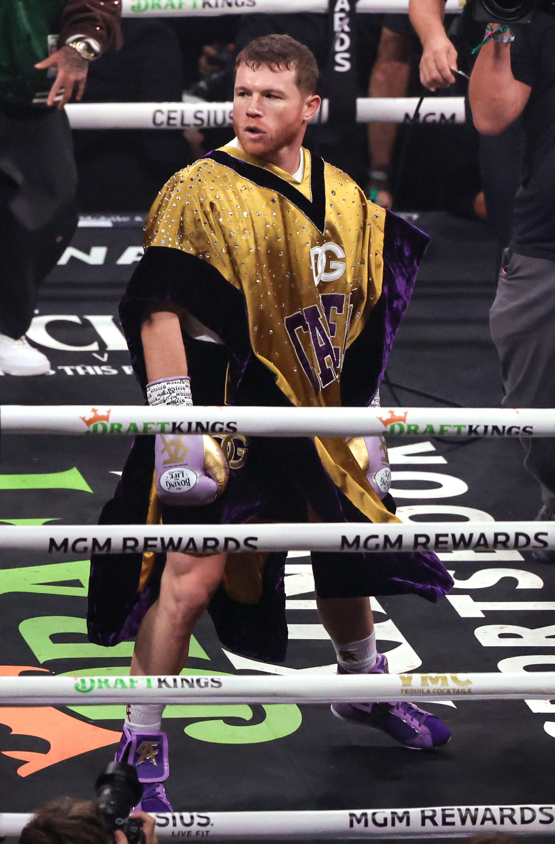 LAS VEGAS, NEVADA - SEPTEMBER 30: Canelo Alvarez enters the ring for his super middleweight title fight against Jermell Charlo at T-Mobile Arena on September 30, 2023 in Las Vegas, Nevada. Alvarez won by unanimous decision. (Photo by Ethan Miller/Getty Images)
