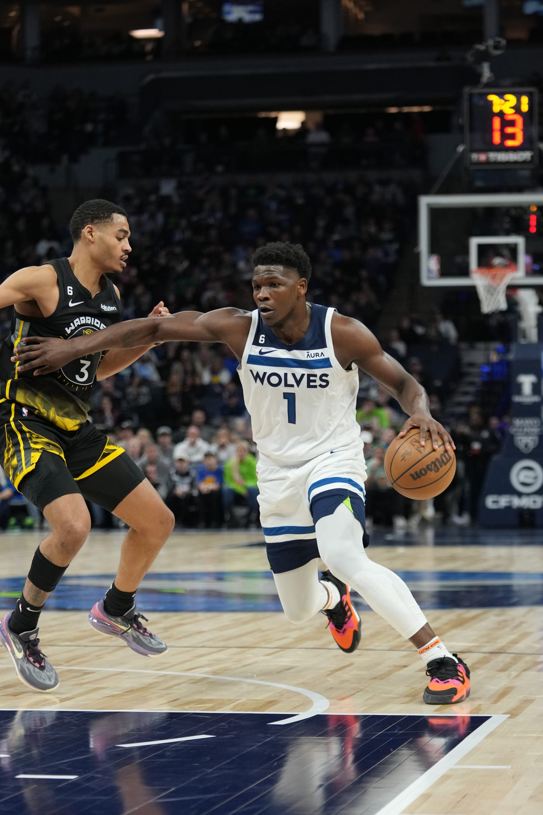 MINNEAPOLIS, MN -  FEBRUARY 1: Anthony Edwards #1 of the Minnesota Timberwolves drives to the basket during the game against the Golden State Warriors on February 1, 2023 at Target Center in Minneapolis, Minnesota. NOTE TO USER: User expressly acknowledges and agrees that, by downloading and or using this Photograph, user is consenting to the terms and conditions of the Getty Images License Agreement. Mandatory Copyright Notice: Copyright 2023 NBAE (Photo by Jordan Johnson/NBAE via Getty Images)