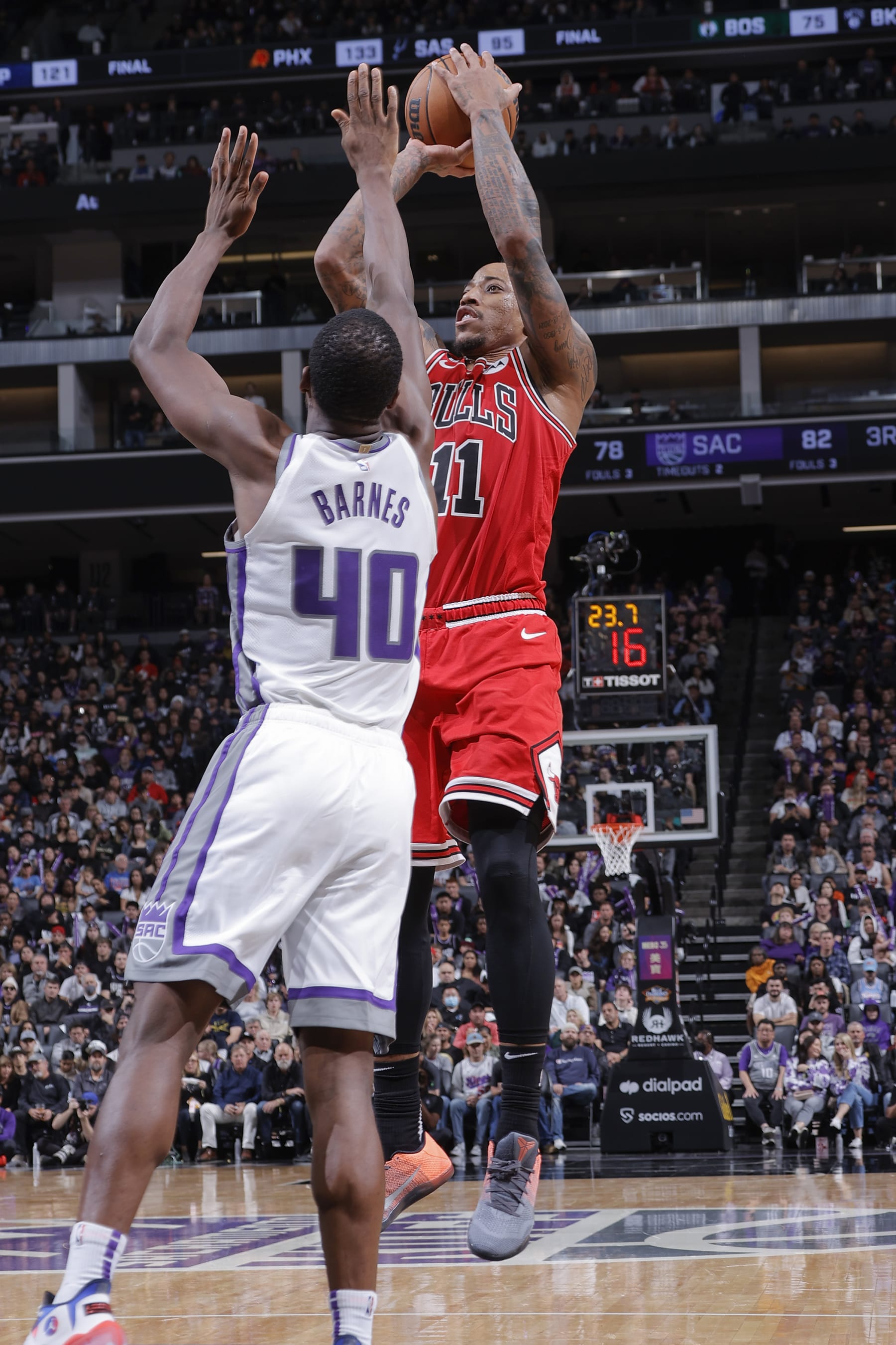 SACRAMENTO, CA - DECEMBER 4:  DeMar DeRozan #11 of the Chicago Bulls shoots the ball during the game against the Sacramento Kings on December 4, 2022 at Golden 1 Center in Sacramento, California. NOTE TO USER: User expressly acknowledges and agrees that, by downloading and or using this Photograph, user is consenting to the terms and conditions of the Getty Images License Agreement. Mandatory Copyright Notice: Copyright 2022 NBAE (Photo by Rocky Widner/NBAE via Getty Images)