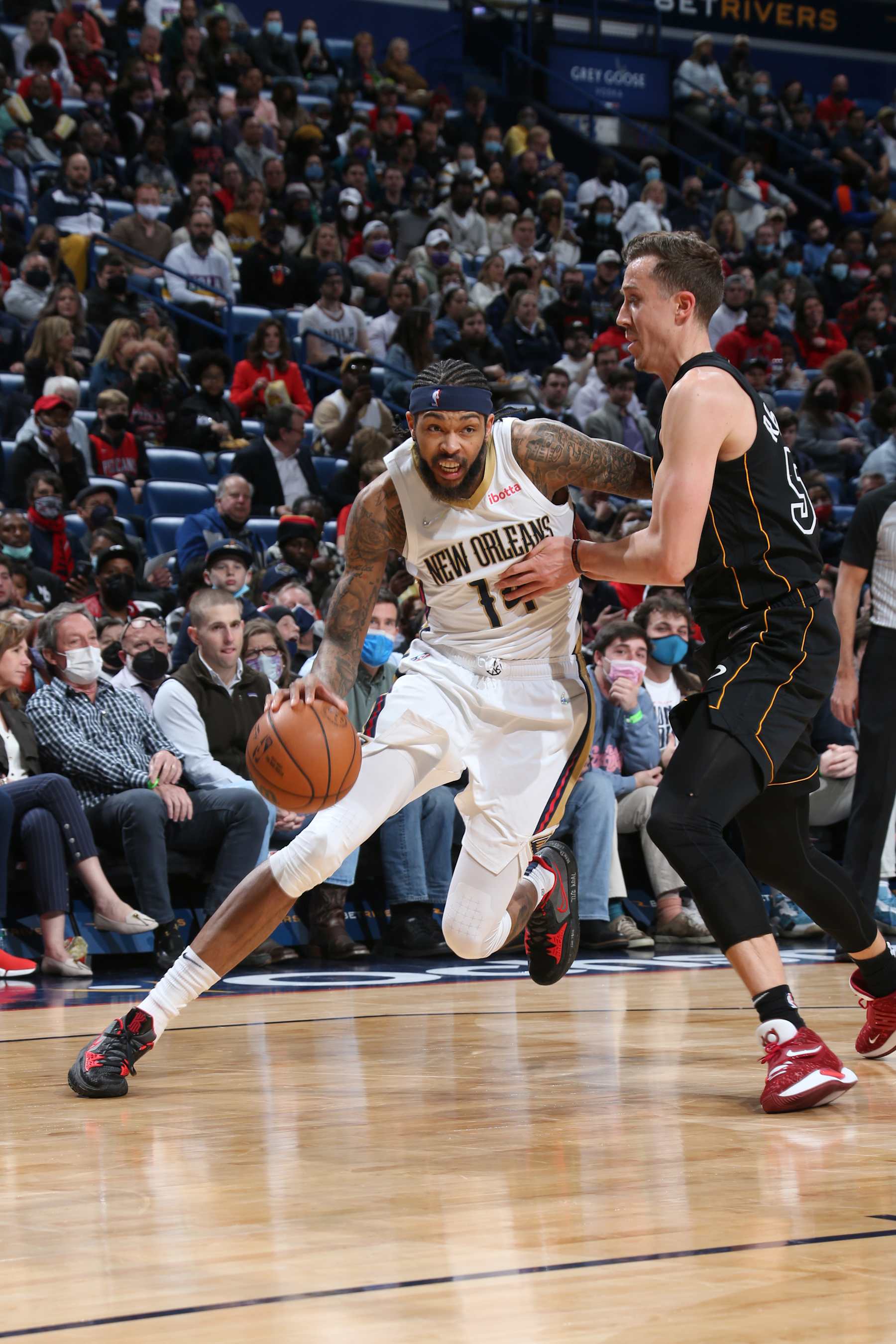 NEW ORLEANS, LA - FEBRUARY 10: Brandon Ingram #14 of the New Orleans Pelicans drives to the basket during the game against the Miami Heat on February 10, 2022 at the Smoothie King Center in New Orleans, Louisiana. NOTE TO USER: User expressly acknowledges and agrees that, by downloading and or using this Photograph, user is consenting to the terms and conditions of the Getty Images License Agreement. Mandatory Copyright Notice: Copyright 2022 NBAE (Photo by Layne Murdoch Jr./NBAE via Getty Images)