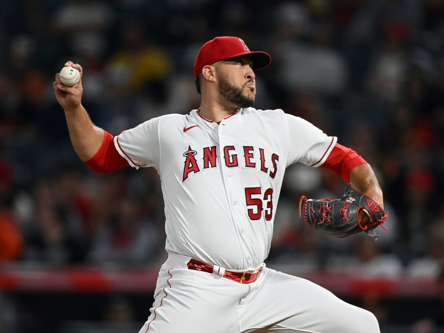 ANAHEIM, CA - SEPTEMBER 04: Los Angeles Angels pitcher Carlos Estevez (53) pitching during an MLB baseball game against the Baltimore Orioles played on September 4, 2023 at Angel Stadium in Anaheim, CA. (Photo by John Cordes/Icon Sportswire via Getty Images)