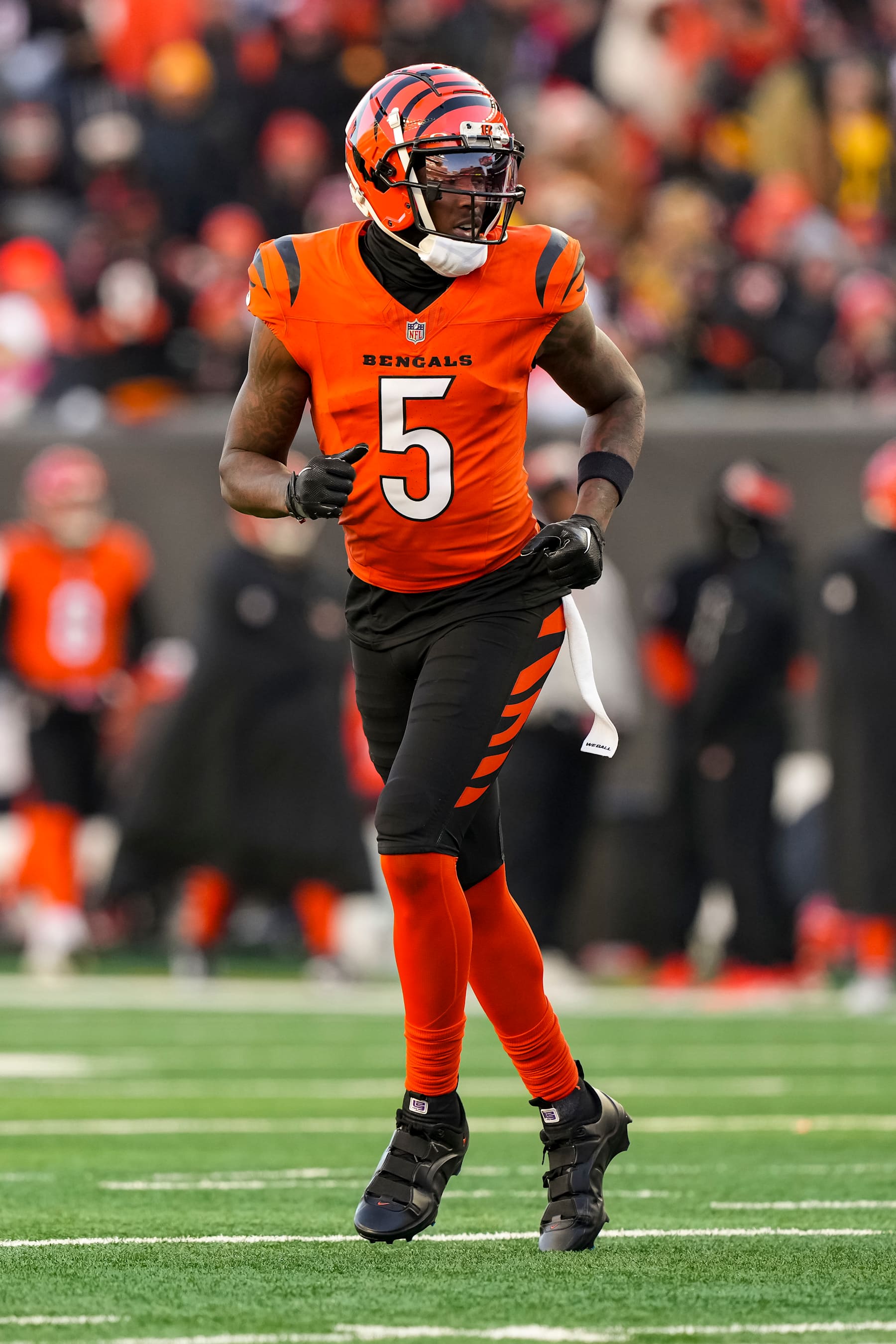 CINCINNATI, OHIO - DECEMBER 1: Wide receiver Tee Higgins #5 of the Cincinnati Bengals gets set during the second half of an NFL football game against the Pittsburgh Steelers, at Paycor Stadium on December 1, 2024 in Cincinnati, Ohio. (Photo by Todd Rosenberg/Getty Images)