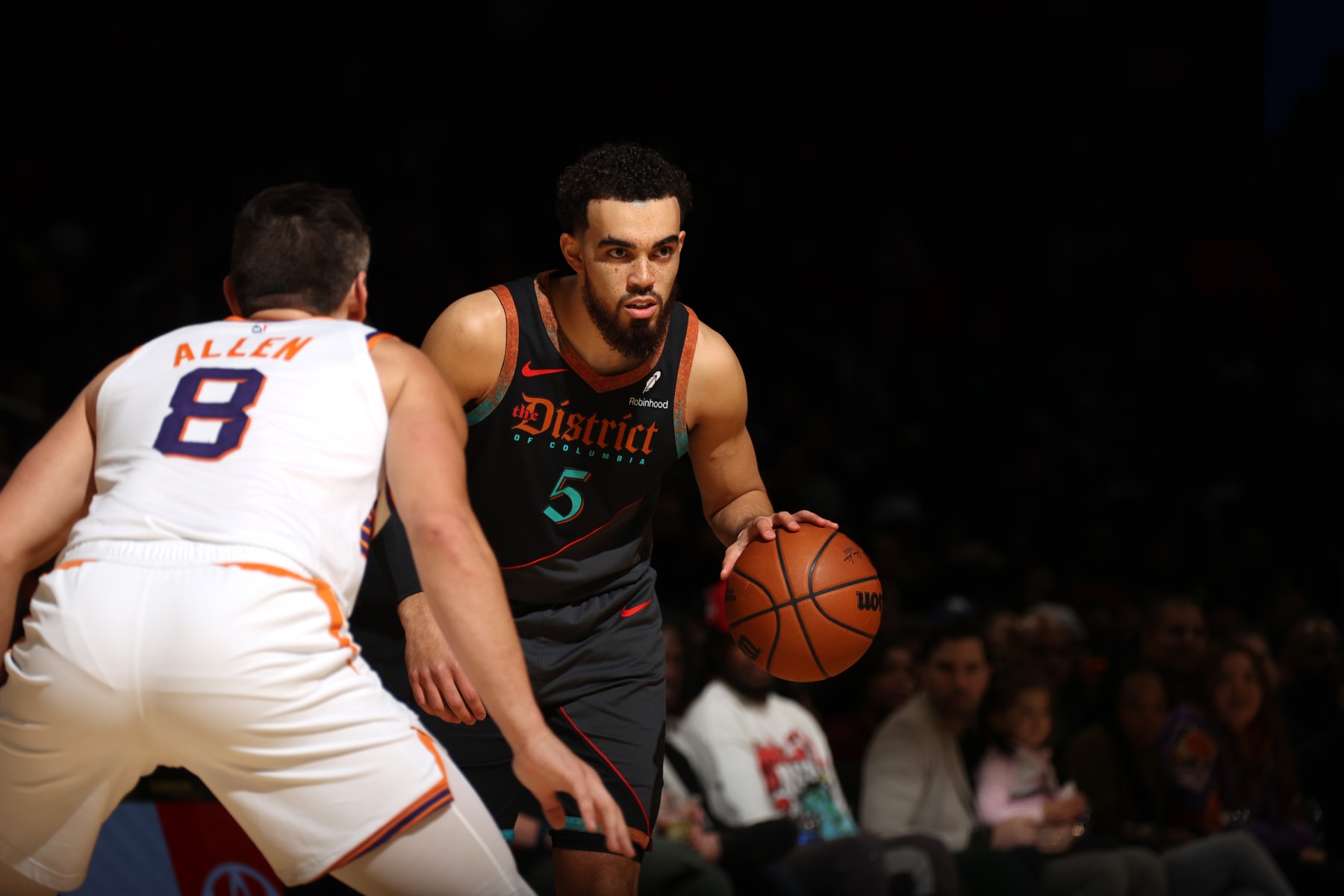 WASHINGTON, DC -  FEBRUARY 4: Tyus Jones #5 of the Washington Wizards handles the ball during the game against the Phoenix Suns on February 4, 2024 at Capital One Arena in Washington, DC. NOTE TO USER: User expressly acknowledges and agrees that, by downloading and or using this Photograph, user is consenting to the terms and conditions of the Getty Images License Agreement. Mandatory Copyright Notice: Copyright 2024 NBAE (Photo by Stephen Gosling/NBAE via Getty Images)
