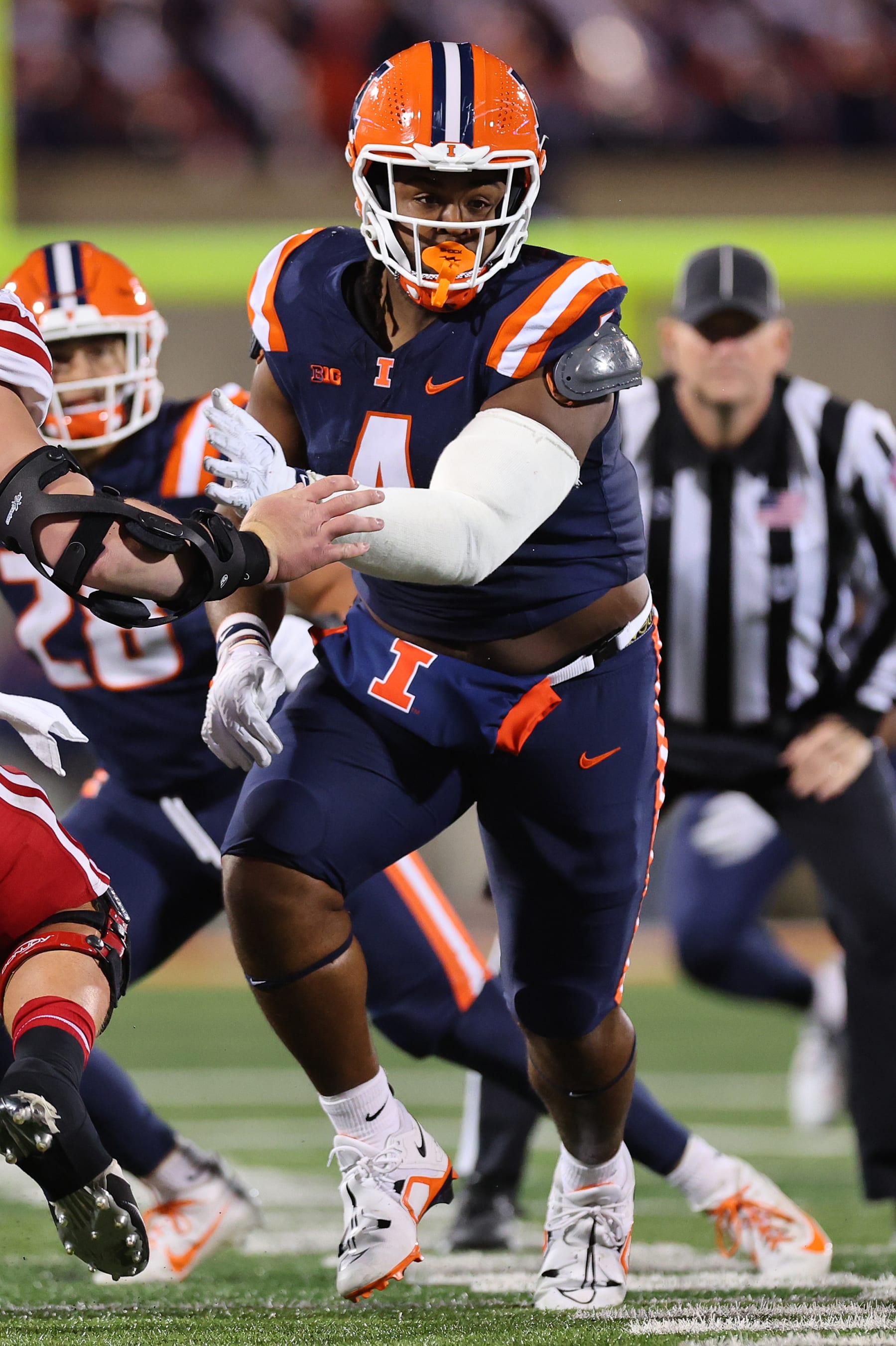 CHAMPAIGN, ILLINOIS - OCTOBER 06: Jer'Zhan Newton #4 of the Illinois Fighting Illini in action against the Nebraska Cornhuskers during the first half at Memorial Stadium on October 06, 2023 in Champaign, Illinois. (Photo by Michael Reaves/Getty Images)