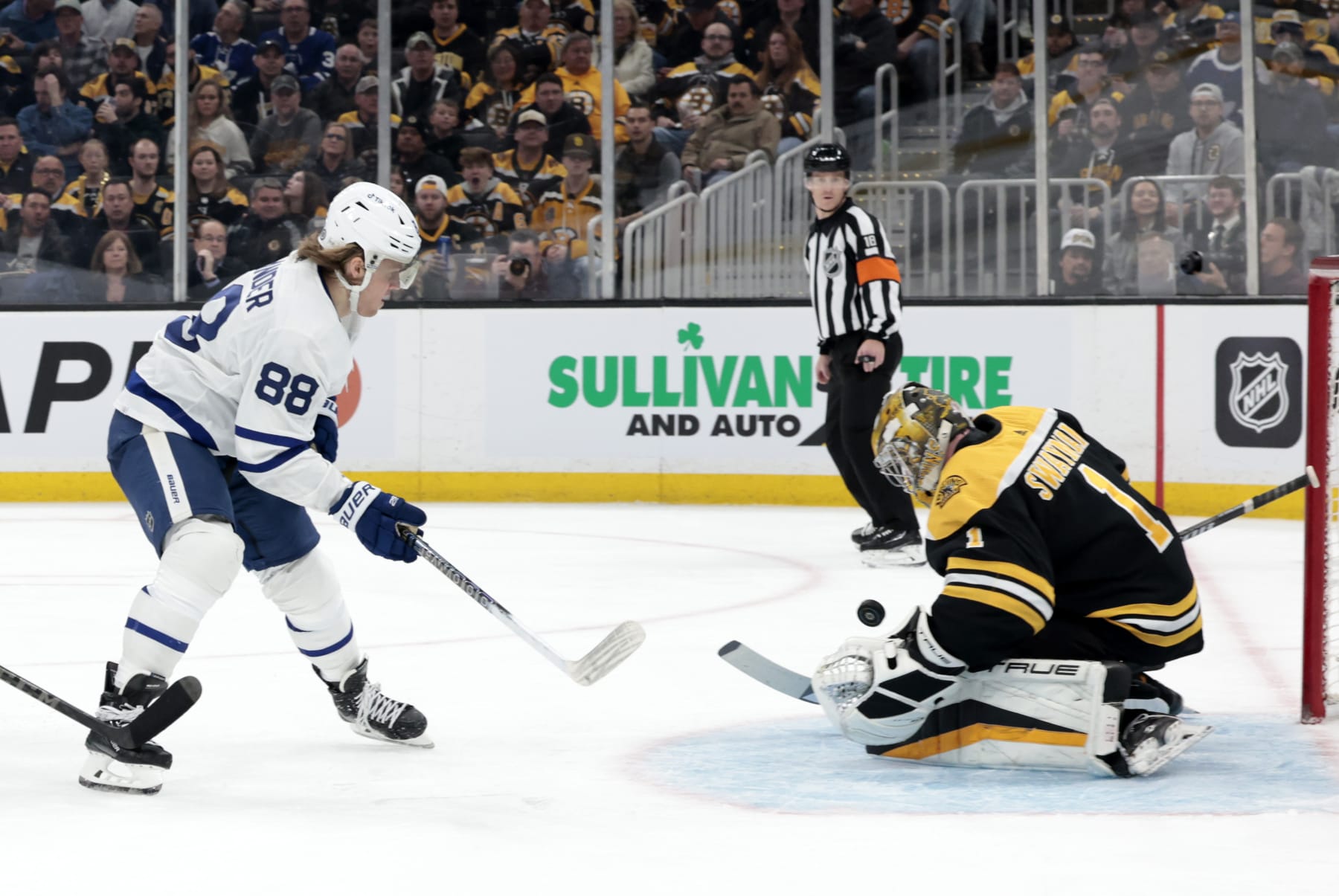 BOSTON, MA - APRIL 06: Boston Bruins goalie Jeremy Swayman (1) stops Toronto Maple Leafs winger William Nylander (88) during a game between the Boston Bruins and the Toronto Maple Leafs on April 6, 2023, at TD Garden in Boston, Massachusetts. (Photo by Fred Kfoury III/Icon Sportswire via Getty Images)