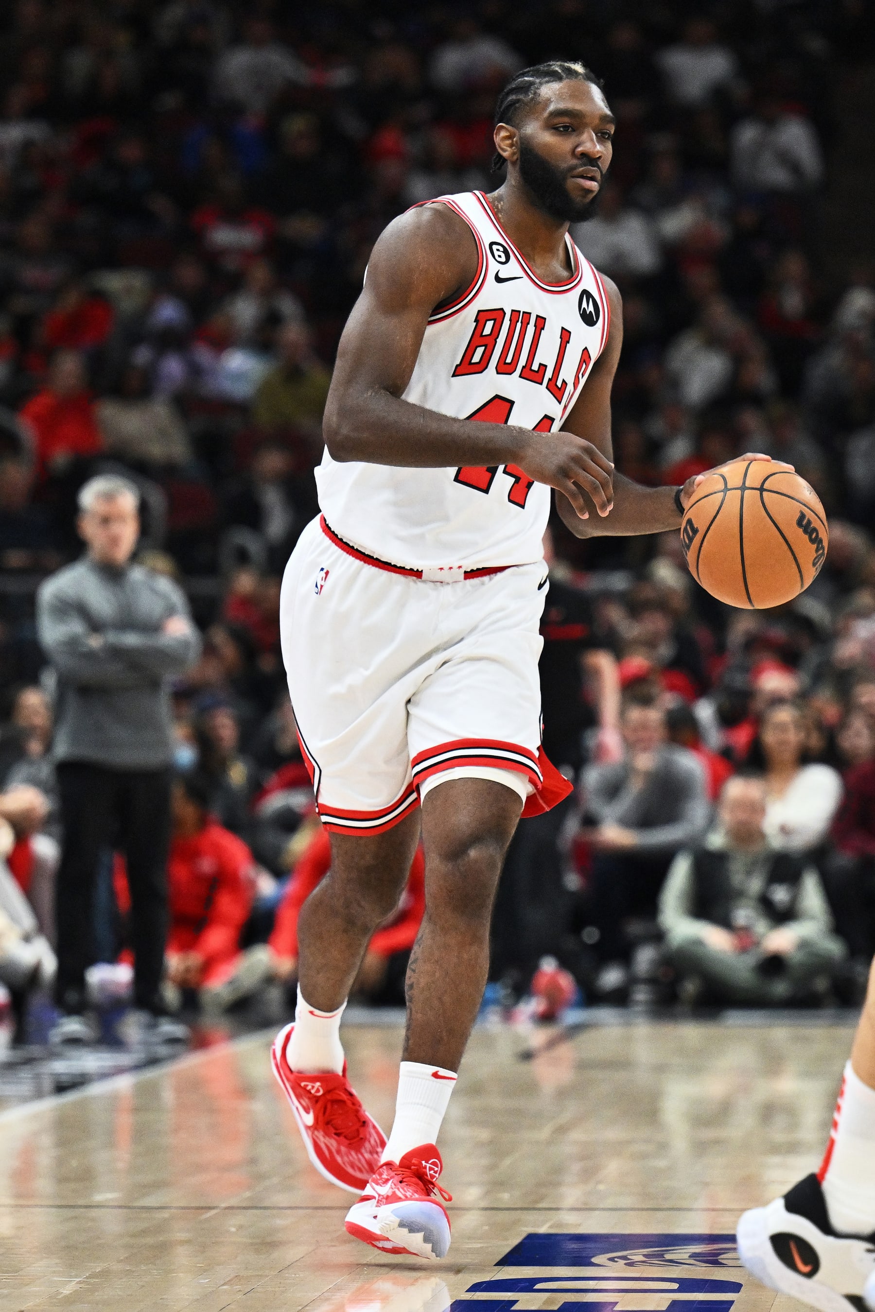 CHICAGO, ILLINOIS - DECEMBER 26:  Patrick Williams #44 of the Chicago Bulls controls the ball against the Houston Rockets on December 26, 2022 at United Center in Chicago, Illinois. Houston defeated Chicago 133-118.   NOTE TO USER: User expressly acknowledges and agrees that, by downloading and or using this photograph, User is consenting to the terms and conditions of the Getty Images License Agreement.  (Photo by Jamie Sabau/Getty Images)
