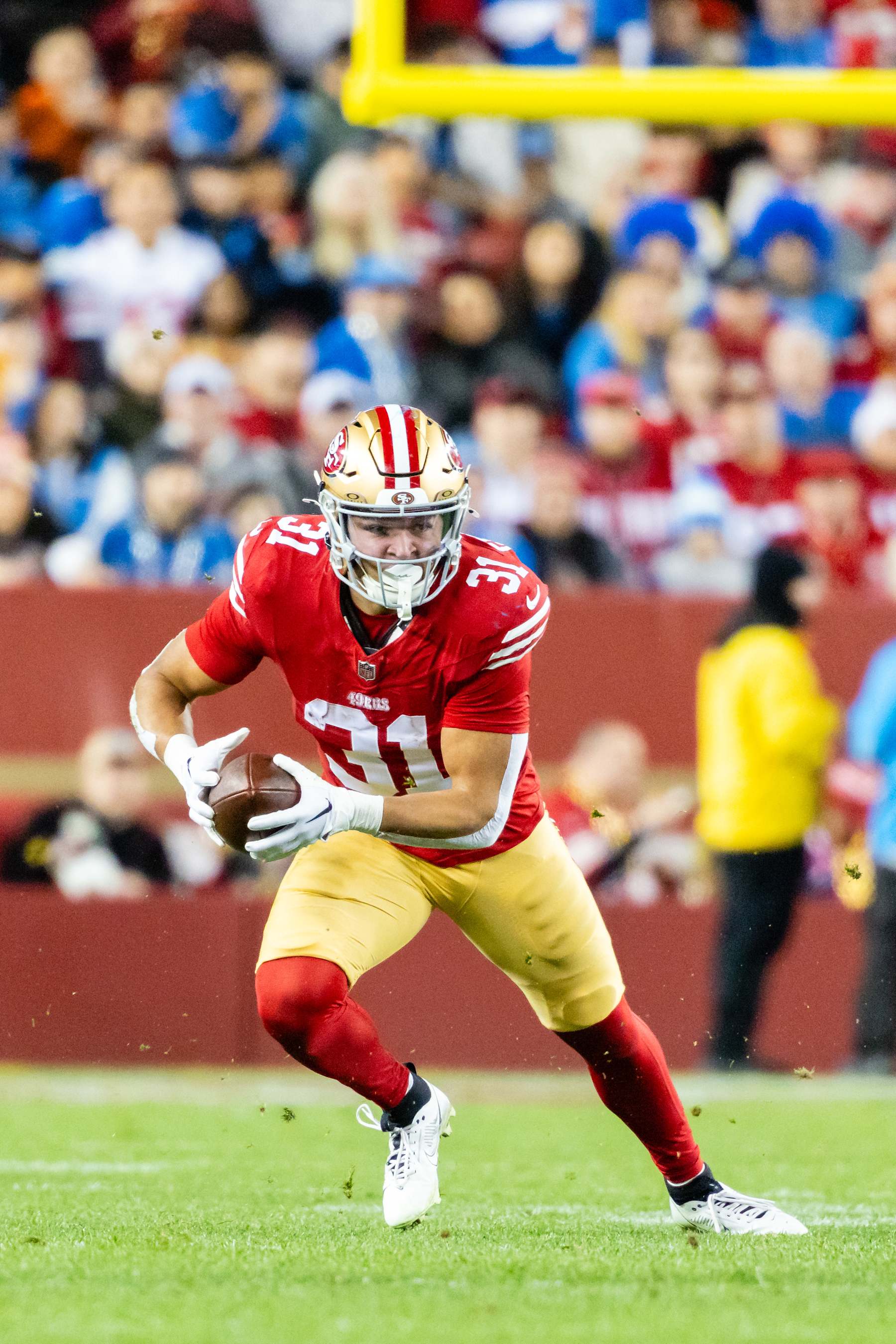 SANTA CLARA, CA - DECEMBER 30: San Francisco 49ers running back Isaac Guerendo (31) runs the ball during a NFL game against the Detriot Lions on December 30, 2024 at Levi's Stadium in Santa Clara, CA. (Photo by Matthew Huang/Icon Sportswire via Getty Images)