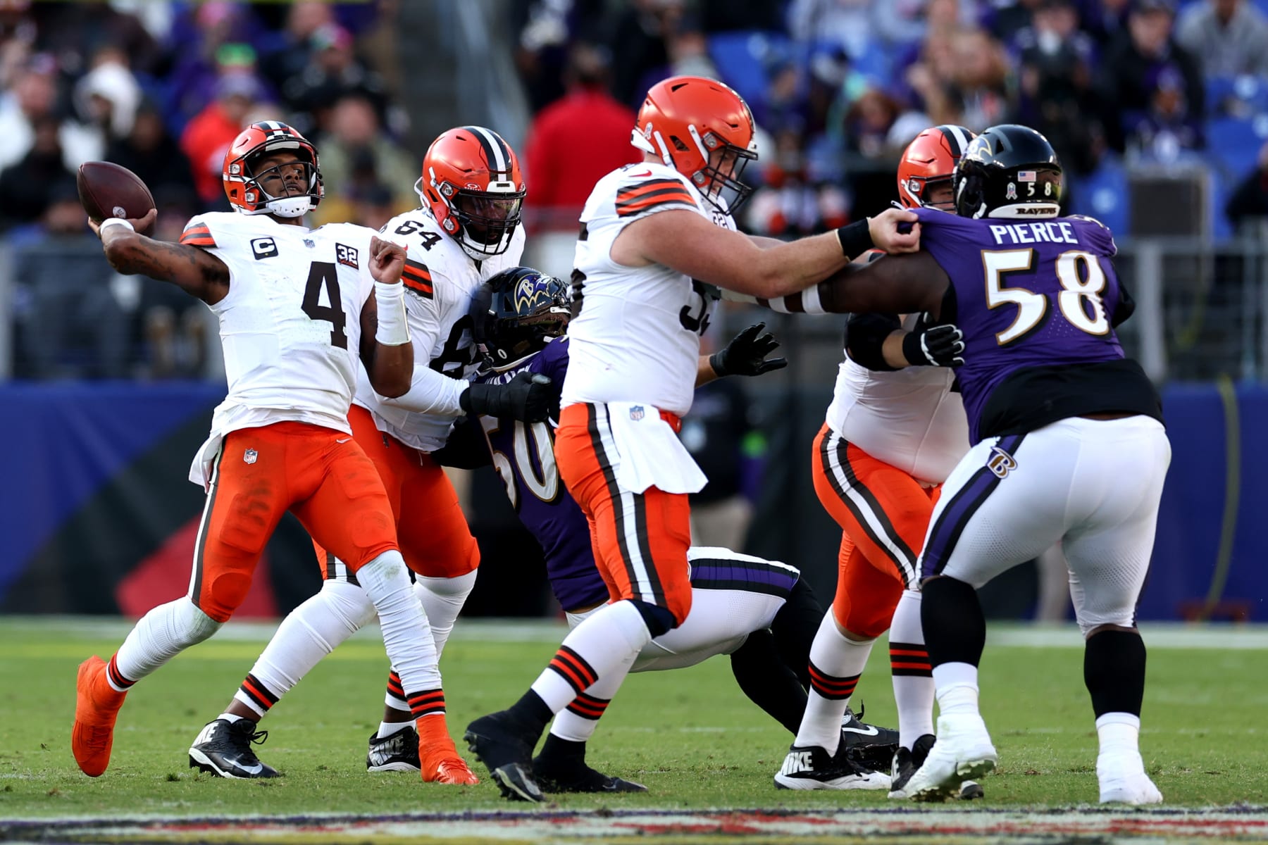 BALTIMORE, MARYLAND - NOVEMBER 12: Deshaun Watson #4 of the Cleveland Browns throws a pass against the Baltimore Ravens during the second quarter at M&T Bank Stadium on November 12, 2023 in Baltimore, Maryland. (Photo by Todd Olszewski/Getty Images)