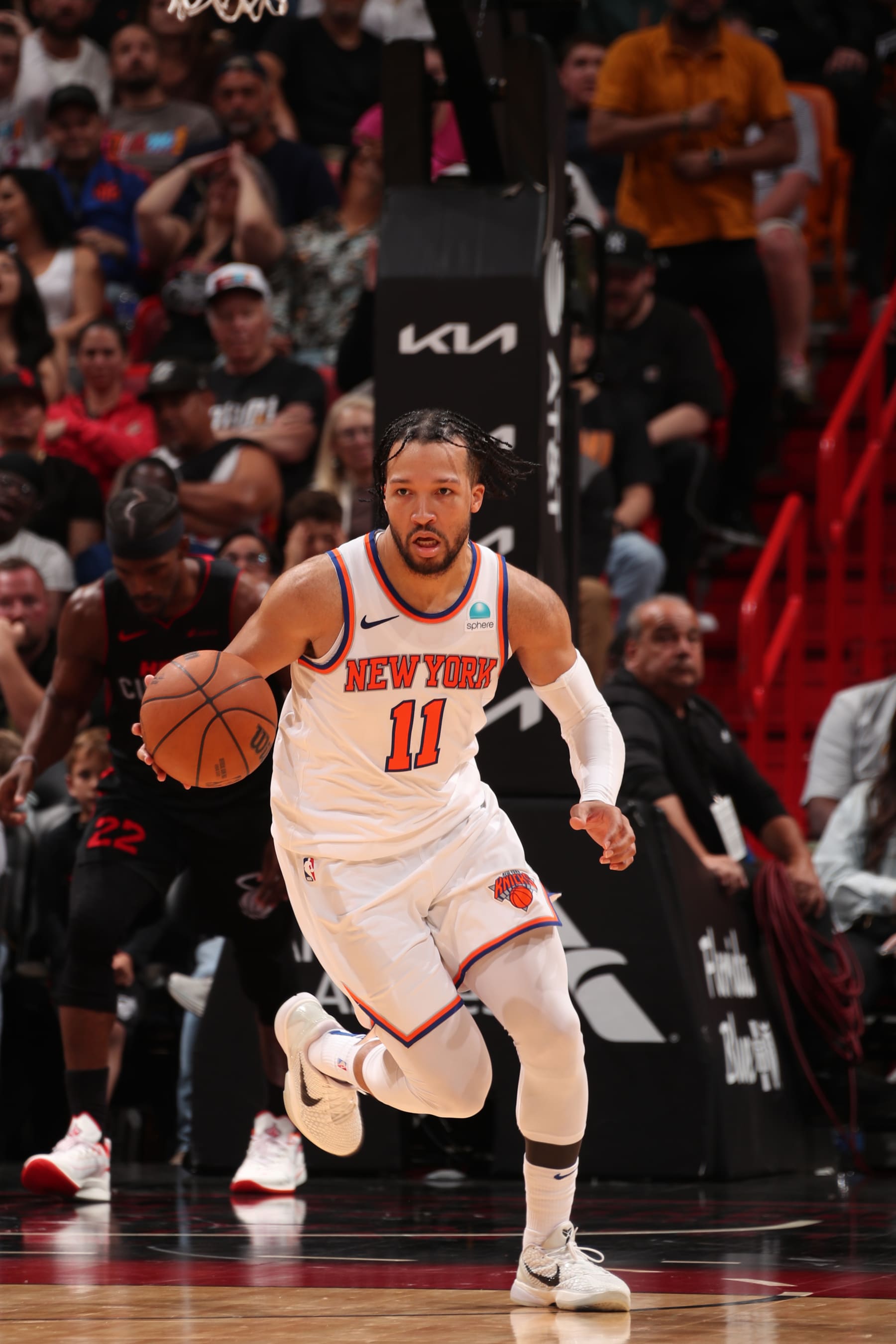 MIAMI, FL - APRIL 2: Jalen Brunson #11 of the New York Knicks handles the ball during the game against the Miami Heat on April 2, 2024 at Kaseya Center in Miami, Florida. NOTE TO USER: User expressly acknowledges and agrees that, by downloading and or using this Photograph, user is consenting to the terms and conditions of the Getty Images License Agreement. Mandatory Copyright Notice: Copyright 2024 NBAE (Photo by Issac Baldizon/NBAE via Getty Images)