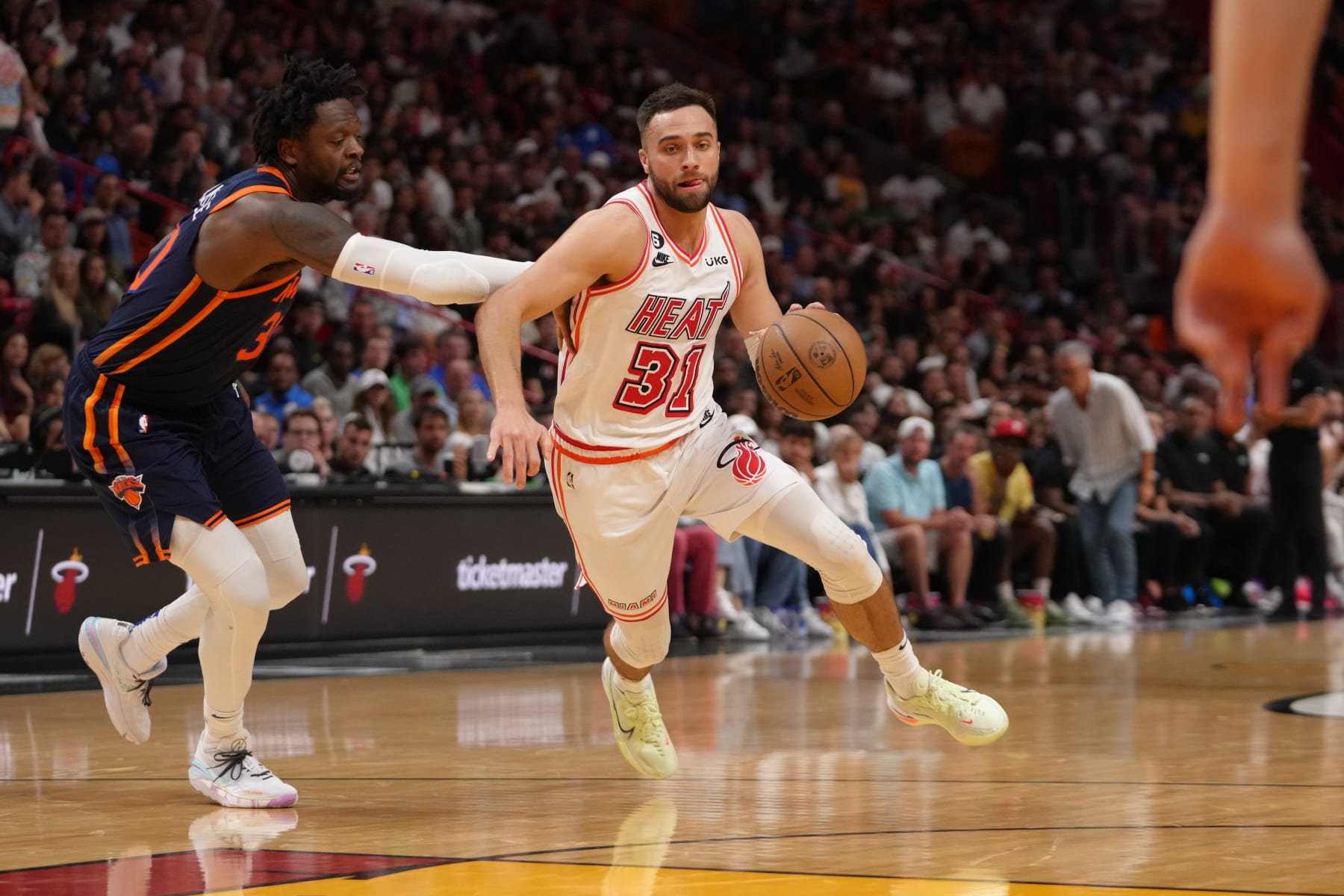 MIAMI, FL - MARCH 22: Max Strus #31 of the Miami Heat drives to the basket during the game against the New York Knicks on March 22, 2023 at Miami-Dade Arena in Miami, Florida. NOTE TO USER: User expressly acknowledges and agrees that, by downloading and or using this Photograph, user is consenting to the terms and conditions of the Getty Images License Agreement. Mandatory Copyright Notice: Copyright 2023 NBAE (Photo by Eric Espada/NBAE via Getty Images)