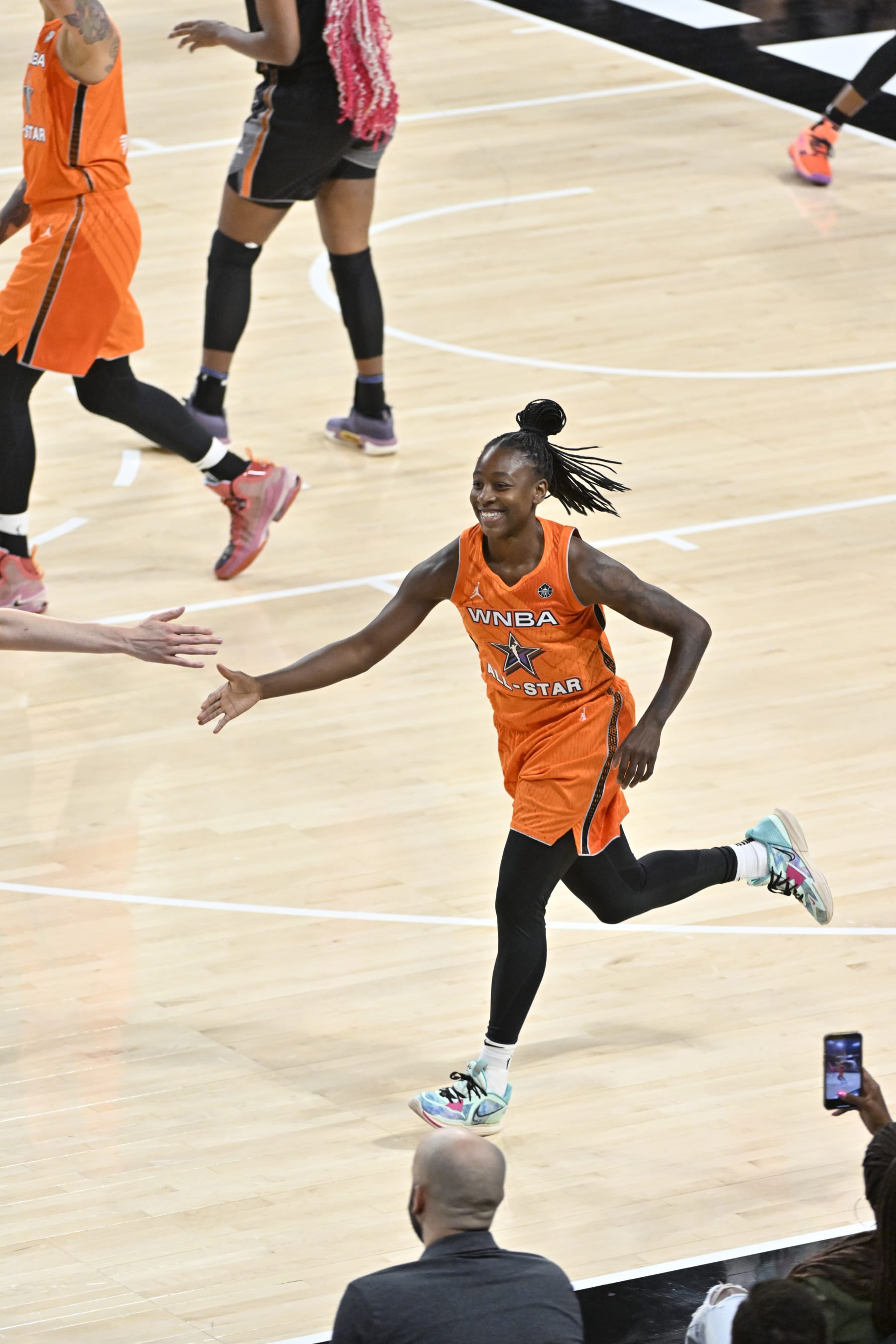 LAS VEGAS, NV - JULY 15: Jewell Loyd #24 of Team Stewart celebrates during the 2023 WNBA All-Star Game on July 15, 2023 at Michelob ULTRA Arena in Las Vegas, Nevada. NOTE TO USER: User expressly acknowledges and agrees that, by downloading and or using this photograph, User is consenting to the terms and conditions of the Getty Images License Agreement. Mandatory Copyright Notice: Copyright 2023 NBAE (Photo by David Becker/NBAE via Getty Images) LAS VEGAS, NV - JULY 15: Jewell Loyd #24 of Team Stewart celebrates during the 2023 WNBA All-Star Game on July 15, 2023 at Michelob ULTRA Arena in Las Vegas, Nevada. NOTE TO USER: User expressly acknowledges and agrees that, by downloading and or using this photograph, User is consenting to the terms and conditions of the Getty Images License Agreement. Mandatory Copyright Notice: Copyright 2023 NBAE (Photo by David Becker/NBAE via Getty Images)