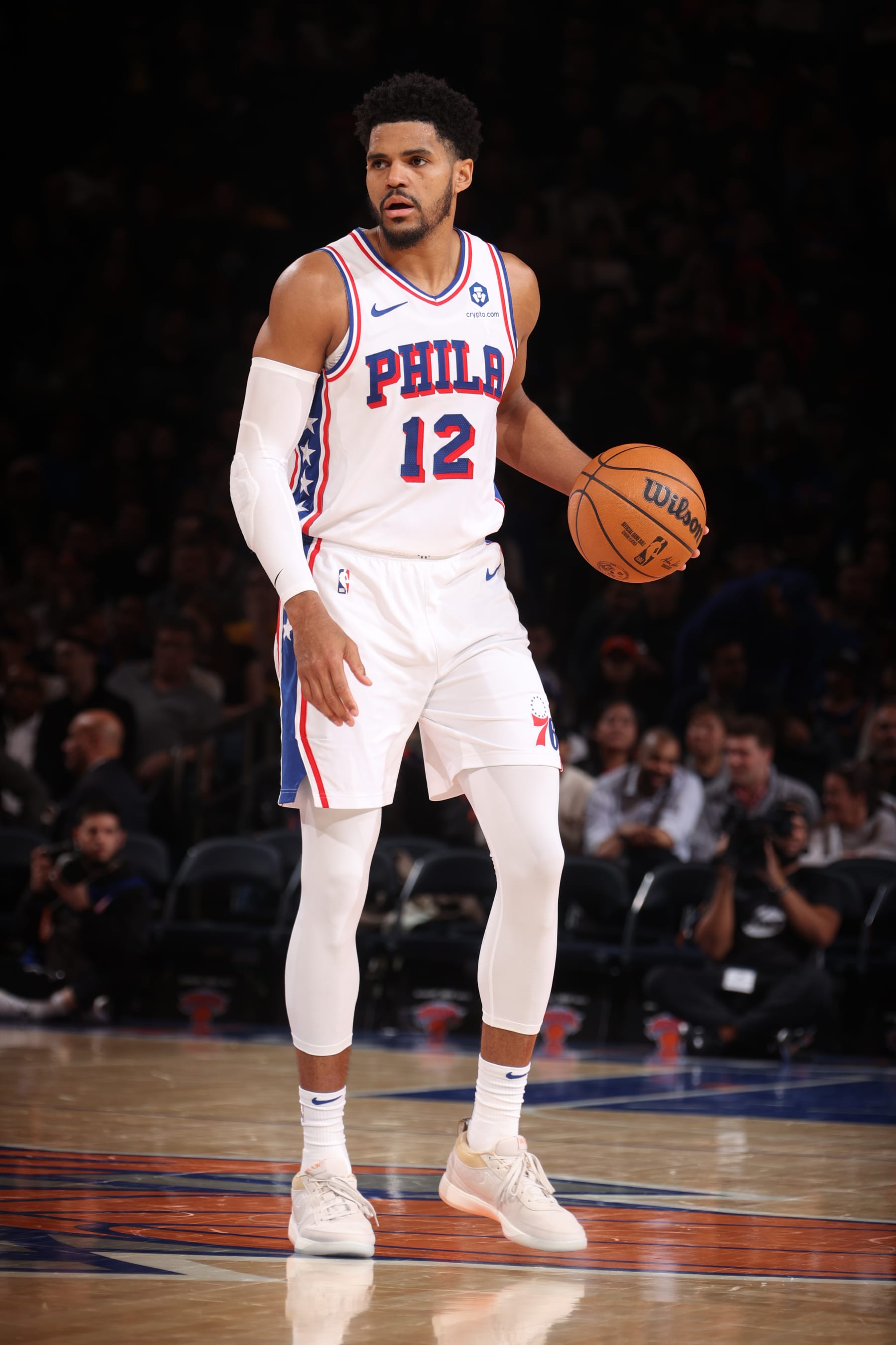 NEW YORK, NY - MARCH 12:  Tobias Harris #12 of the Philadelphia 76ers handles the ball during the game against the New York Knicks on March 12, 2024 at Madison Square Garden in New York City, New York.  NOTE TO USER: User expressly acknowledges and agrees that, by downloading and or using this photograph, User is consenting to the terms and conditions of the Getty Images License Agreement. Mandatory Copyright Notice: Copyright 2024 NBAE  (Photo by Nathaniel S. Butler/NBAE via Getty Images)