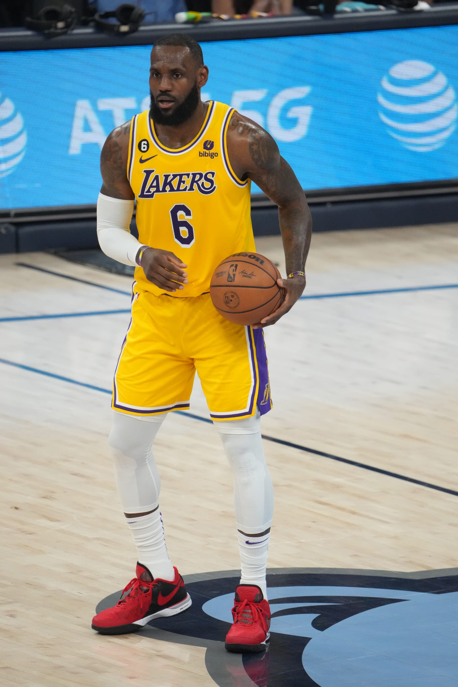 MEMPHIS, TN - APRIL 26: LeBron James #6 of the Los Angeles Lakers dribbles the ball during Round One Game Five of the 2023 NBA Playoffs against the Memphis Grizzlies on April 26, 2023 at FedExForum in Memphis, Tennessee. NOTE TO USER: User expressly acknowledges and agrees that, by downloading and or using this photograph, User is consenting to the terms and conditions of the Getty Images License Agreement. Mandatory Copyright Notice: Copyright 2023 NBAE (Photo by Jesse D. Garrabrant/NBAE via Getty Images)