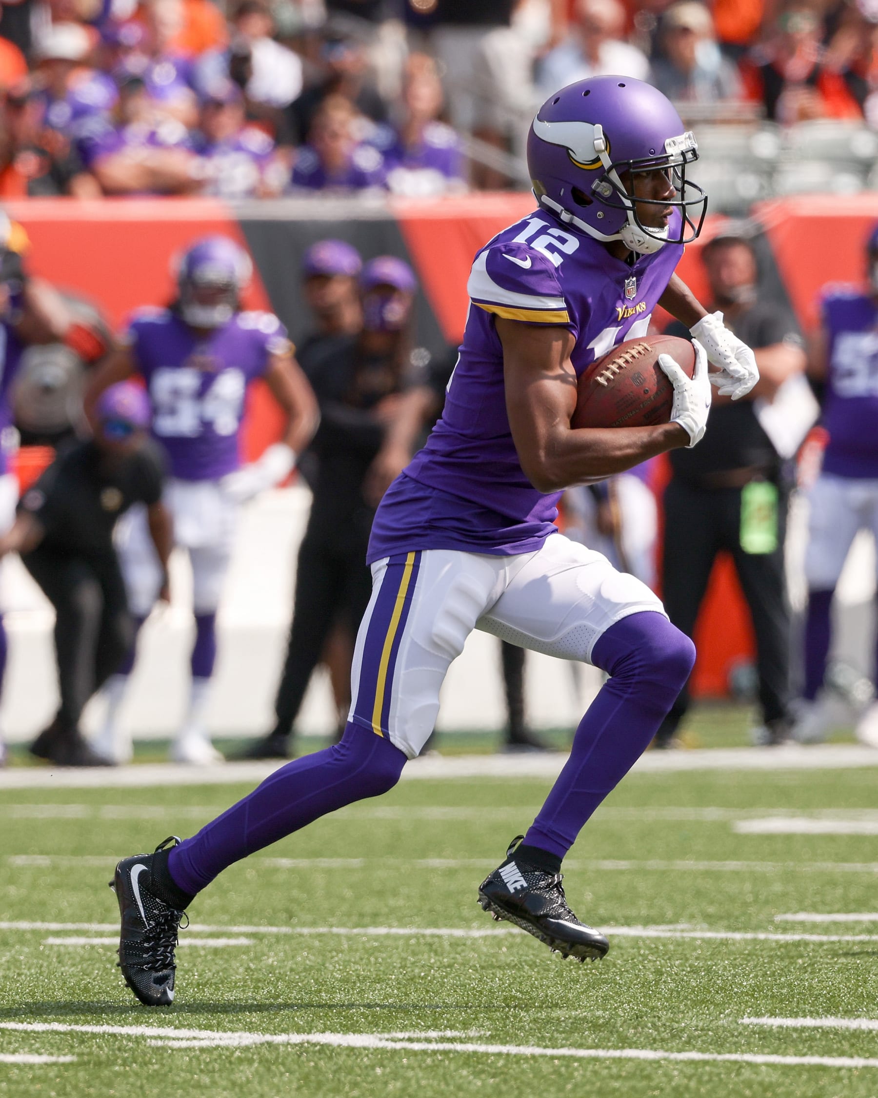 CINCINNATI, OHIO - SEPTEMBER 12: Dede Westbrook #12 of the Minnesota Vikings runs with the ball in the first quarter against the Cincinnati Bengals at Paul Brown Stadium on September 12, 2021 in Cincinnati, Ohio. (Photo by Dylan Buell/Getty Images)