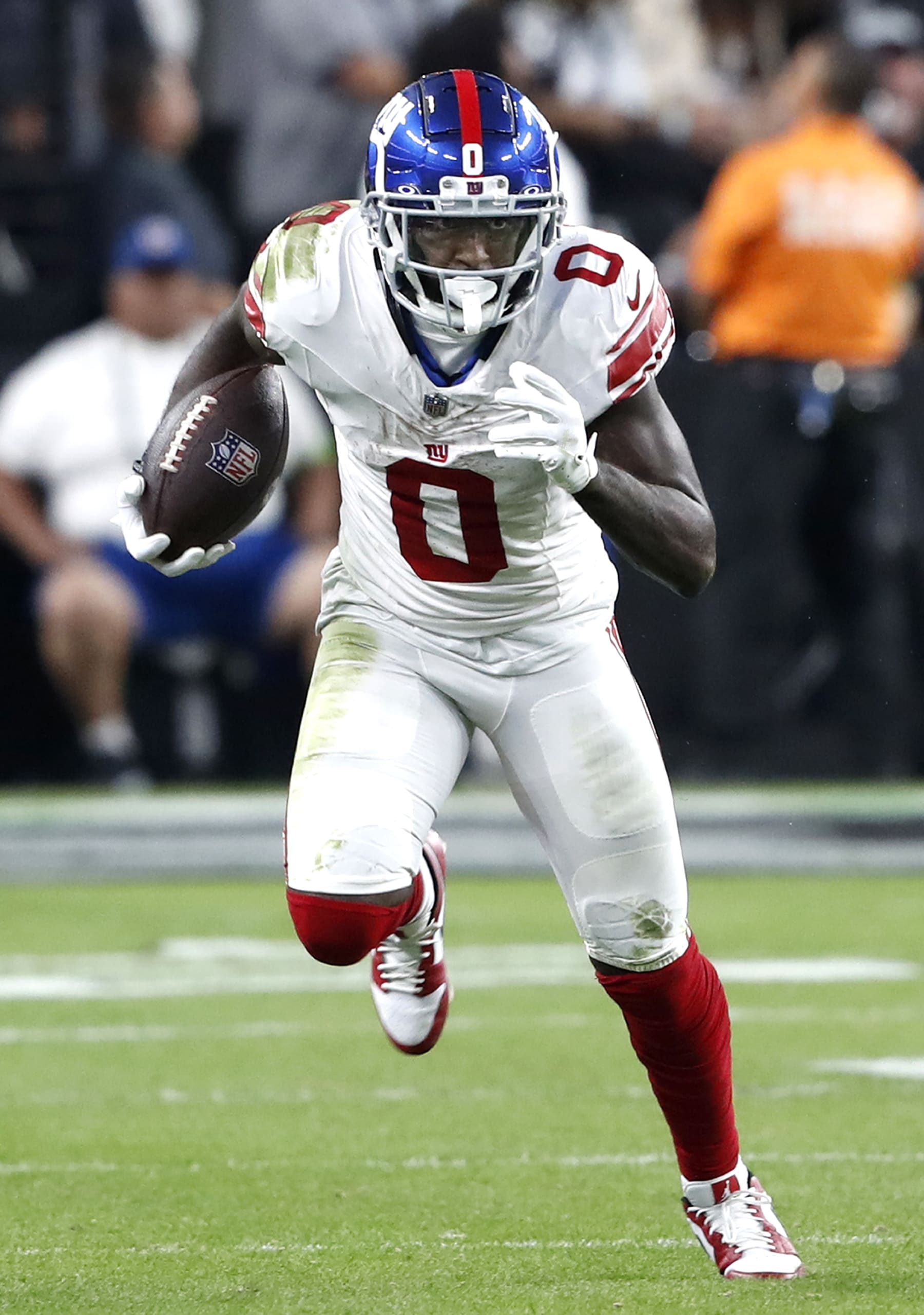 LAS VEGAS, NEVADA - NOVEMBER 05: Wide receiver Parris Campbell #0 of the New York Giants carries the ball on a kick return during a game against the Las Vegas Raiders at Allegiant Stadium on November 05, 2023 in Las Vegas, Nevada. The Raiders defeated the Giants 30-6. (Photo by Steve Marcus/Getty Images)