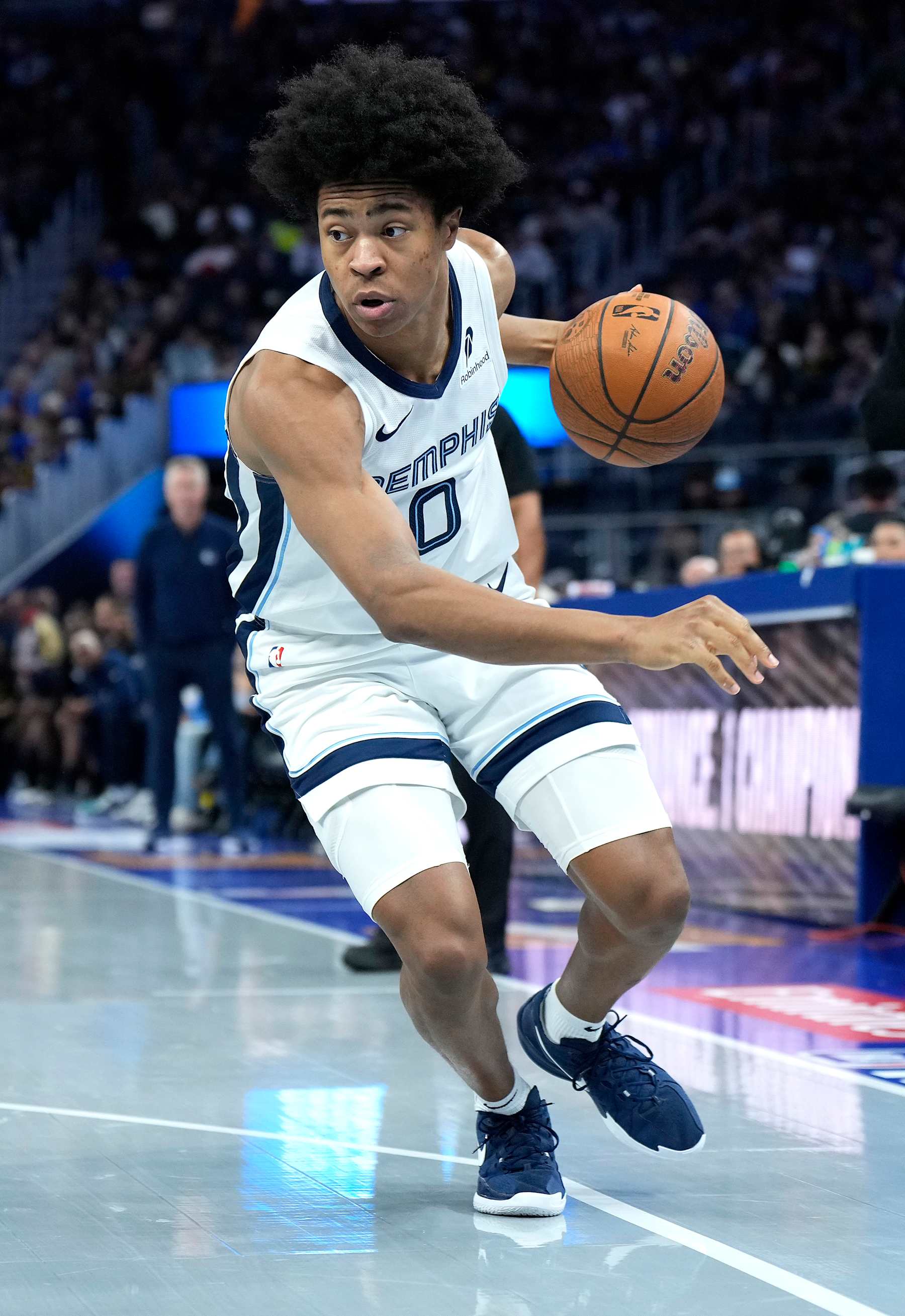 SAN FRANCISCO, CALIFORNIA - NOVEMBER 15: Jaylen Wells #0 of the Memphis Grizzlies dribbles the ball against the Golden State Warriors in the third quarter during the Emirates NBA Cup game at Chase Center on November 15, 2024 in San Francisco, California. NOTE TO USER: User expressly acknowledges and agrees that, by downloading and or using this photograph, User is consenting to the terms and conditions of the Getty Images License Agreement. (Photo by Thearon W. Henderson/Getty Images)