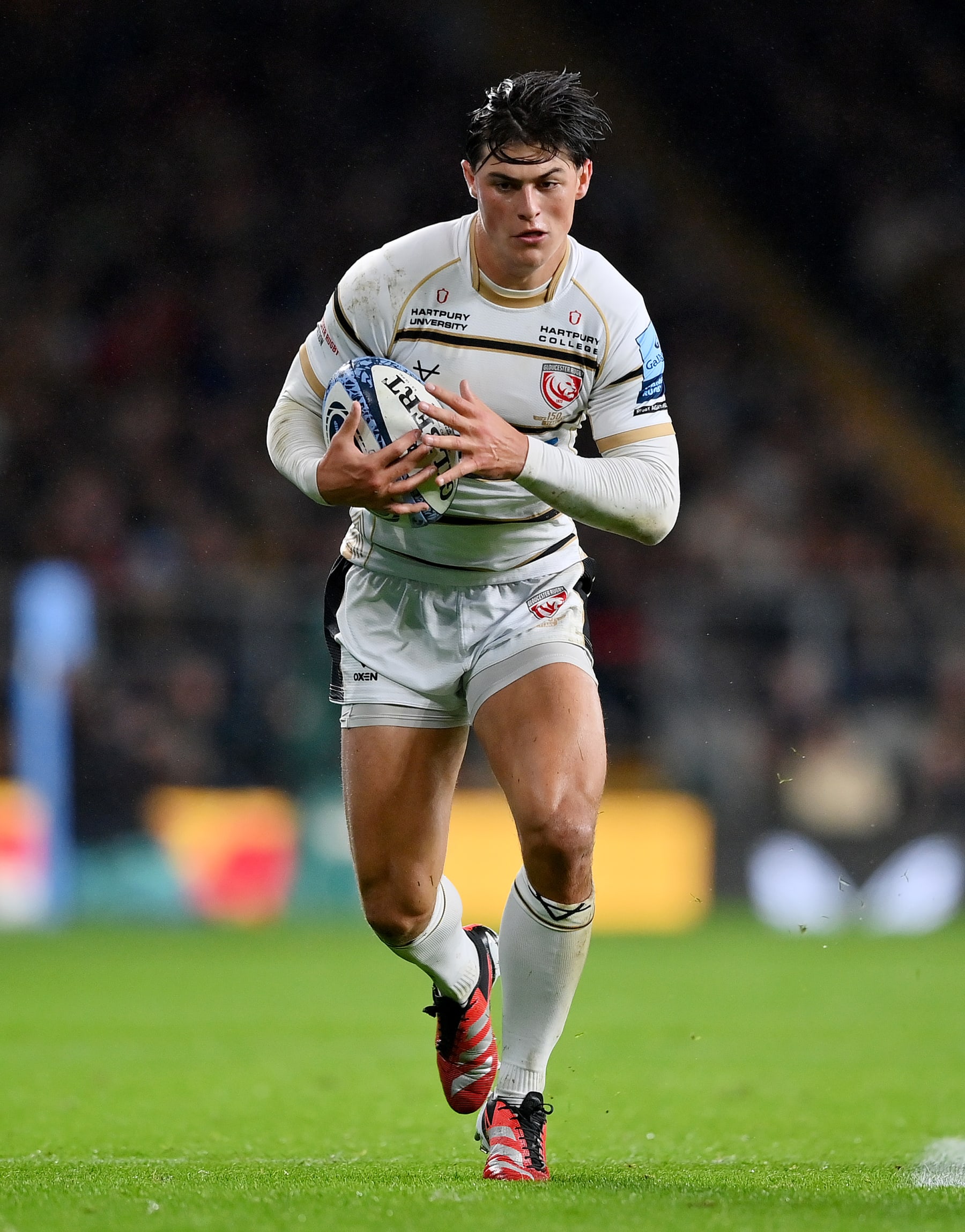 LONDON, ENGLAND - DECEMBER 30: Louis Rees-Zammit of Gloucester Rugby runs with the ball during the Gallagher Premiership Rugby Big Game 15 match between Harlequins and Gloucester Rugby at Twickenham Stadium on December 30, 2023 in London, England. (Photo by Patrick Khachfe/Getty Images)