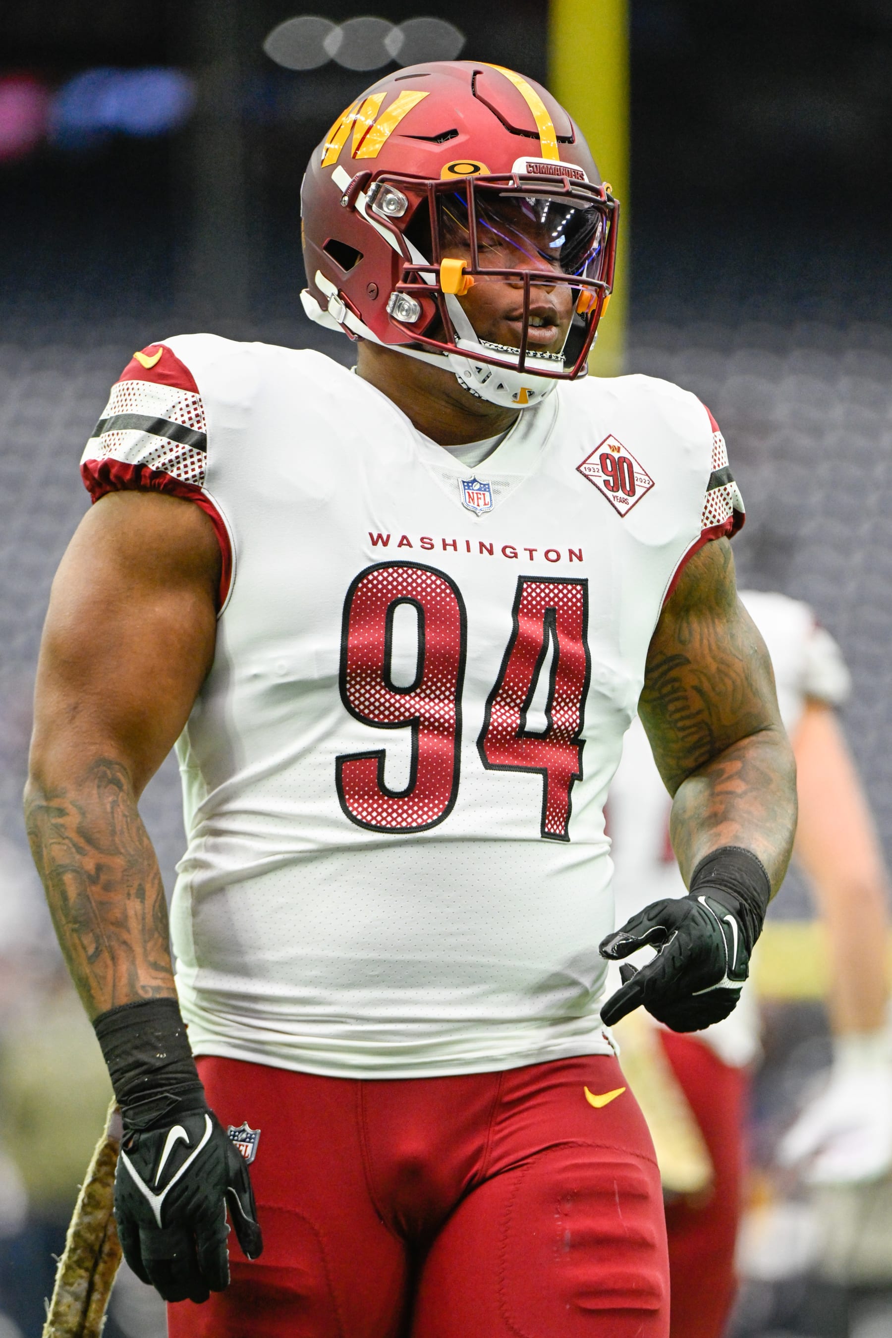 HOUSTON, TX - NOVEMBER 20: Washington Commanders defensive tackle Daron Payne (94) warms up before the football game between the Washington Commanders and Houston Texans at NRG Stadium on November 20, 2022 in Houston, Texas. (Photo by Ken Murray/Icon Sportswire via Getty Images)