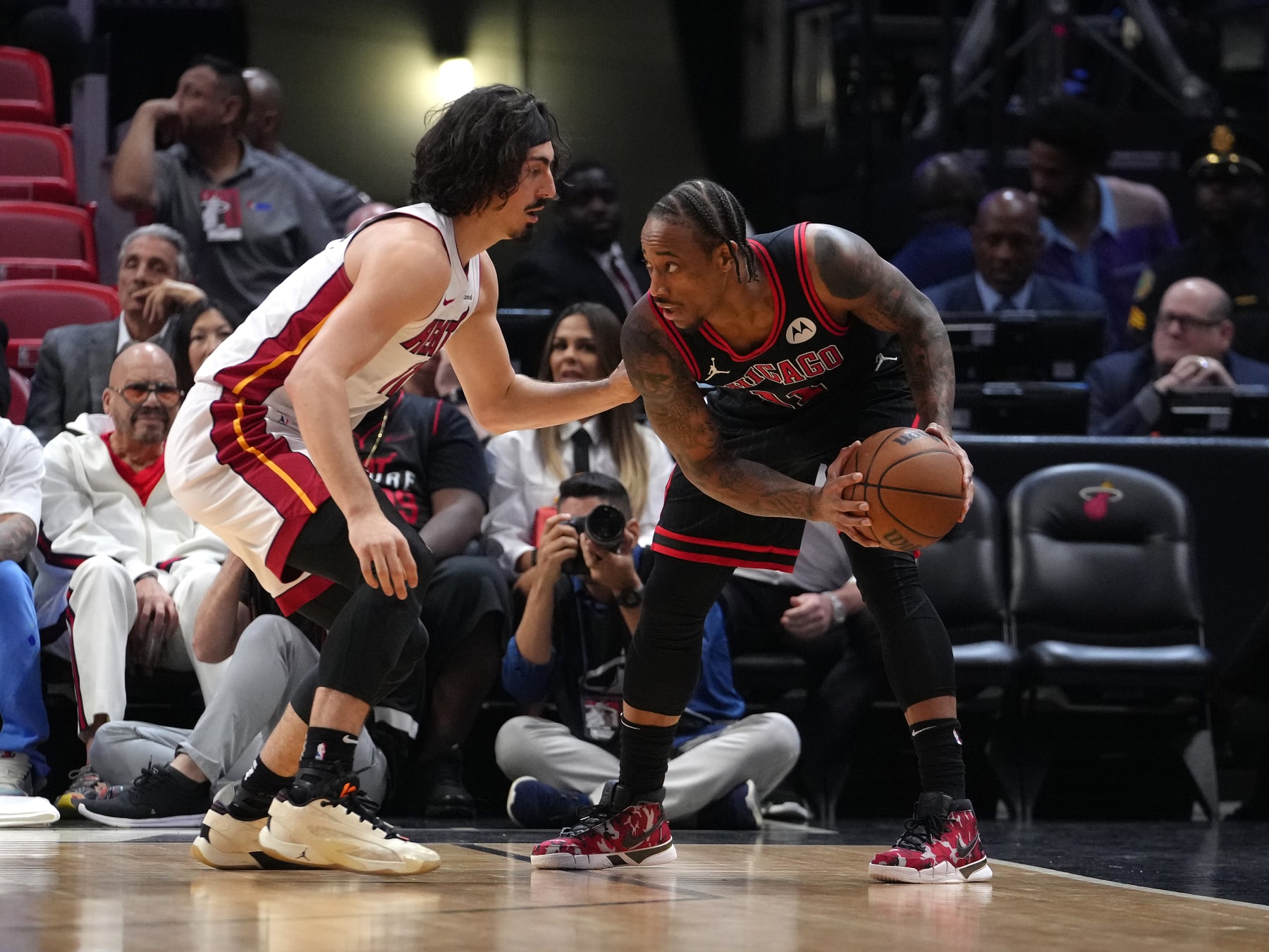 MIAMI, FL - APRIL 19: DeMar DeRozan #11 of the Chicago Bulls handles the ball during the game against the Miami Heat during the 2024 SoFi Play-In Tournament on April 19, 2024 at Kaseya Center in Miami, Florida. NOTE TO USER: User expressly acknowledges and agrees that, by downloading and or using this Photograph, user is consenting to the terms and conditions of the Getty Images License Agreement. Mandatory Copyright Notice: Copyright 2024 NBAE (Photo by Eric Espada/NBAE via Getty Images)