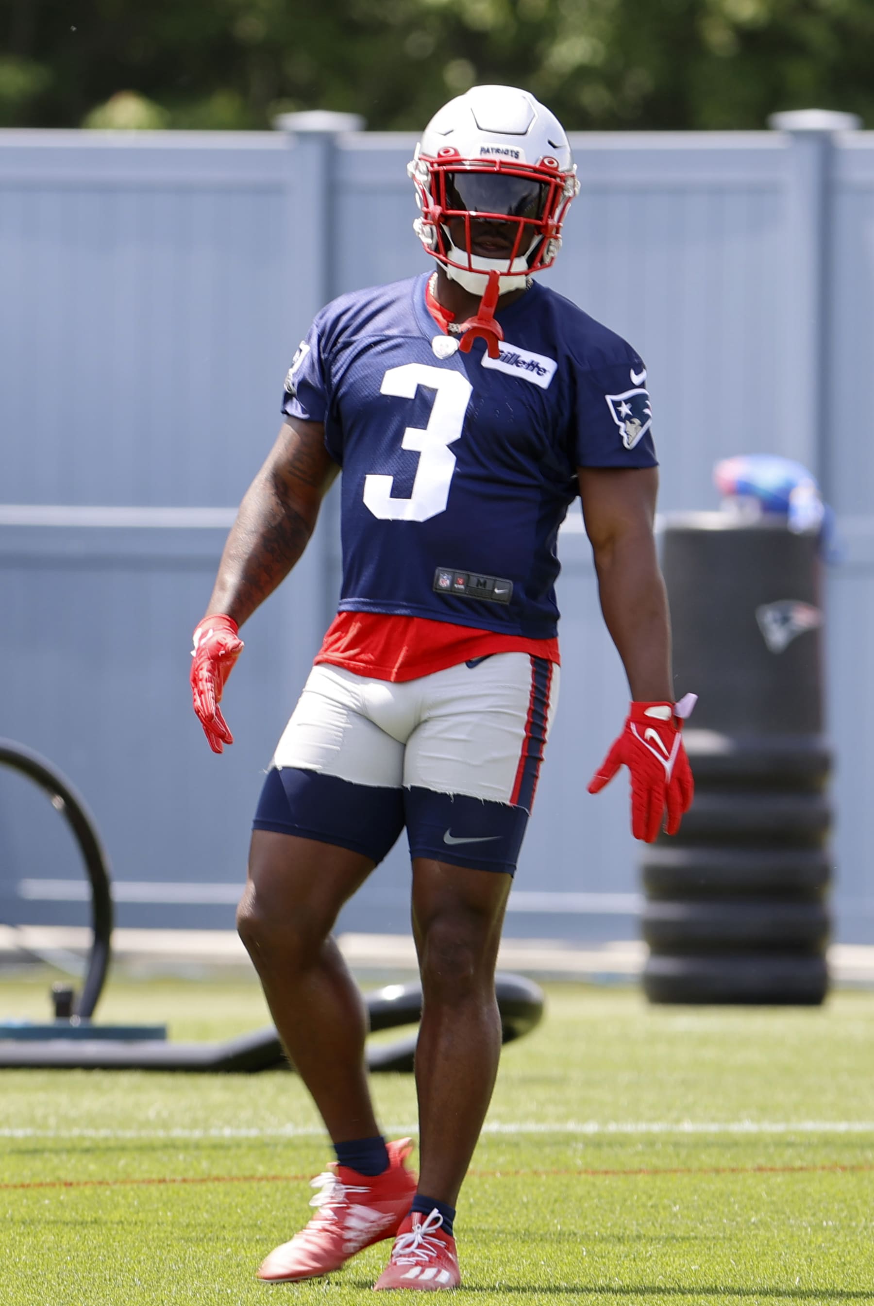 FOXBOROUGH, MA - JUNE 07: New England Patriots defensive back Jabrill Peppers (3) during Day 1 of New England Patriots minicamp on June 7, 2022 at the Patriots Training Facility at Gillette Stadium in Foxborough, Massachusetts. (Photo by Fred Kfoury III/Icon Sportswire via Getty Images)