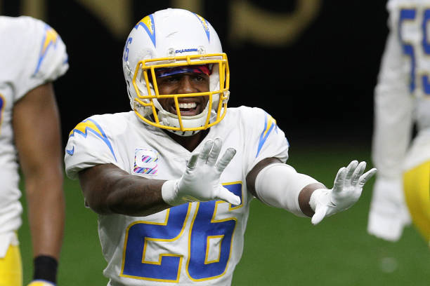 NEW ORLEANS, LOUISIANA - OCTOBER 12: Casey Hayward #26 of the Los Angeles Chargers reacts to an interception by Nasir Adderley #24 against the New Orleans Saints during their NFL game at Mercedes-Benz Superdome on October 12, 2020 in New Orleans, Louisiana. (Photo by Chris Graythen/Getty Images)