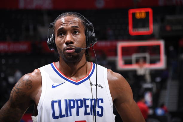 LOS ANGELES, CA - MAY 4: Kawhi Leonard #2 of the LA Clippers interviews after the game against the Toronto Raptors on May 4, 2021 at STAPLES Center in Los Angeles, California. NOTE TO USER: User expressly acknowledges and agrees that, by downloading and/or using this Photograph, user is consenting to the terms and conditions of the Getty Images License Agreement. Mandatory Copyright Notice: Copyright 2021 NBAE (Photo by Juan Ocampo/NBAE via Getty Images)