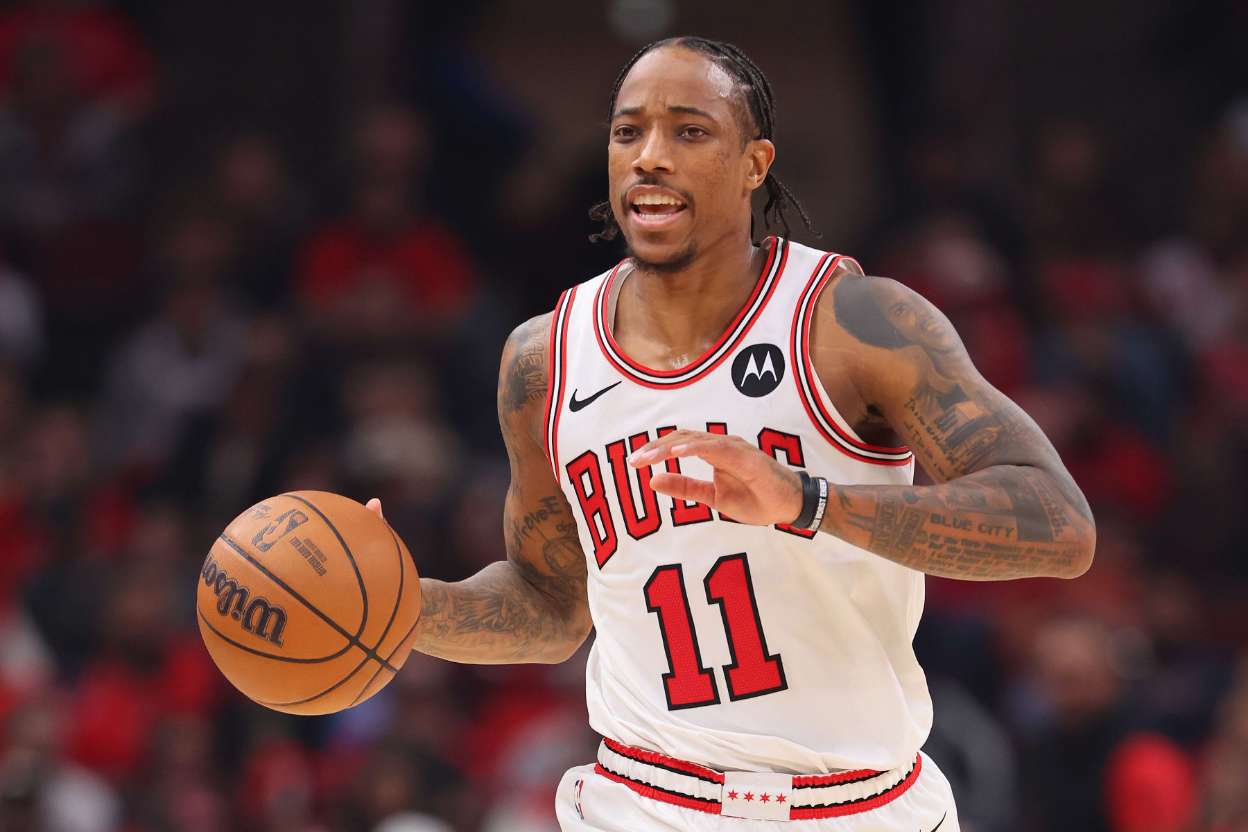 CHICAGO, ILLINOIS - OCTOBER 25: DeMar DeRozan #11 of the Chicago Bulls dribbles up the court against the Oklahoma City Thunder during the second half at the United Center on October 25, 2023 in Chicago, Illinois. NOTE TO USER: User expressly acknowledges and agrees that, by downloading and or using this photograph, User is consenting to the terms and conditions of the Getty Images License Agreement. (Photo by Michael Reaves/Getty Images)