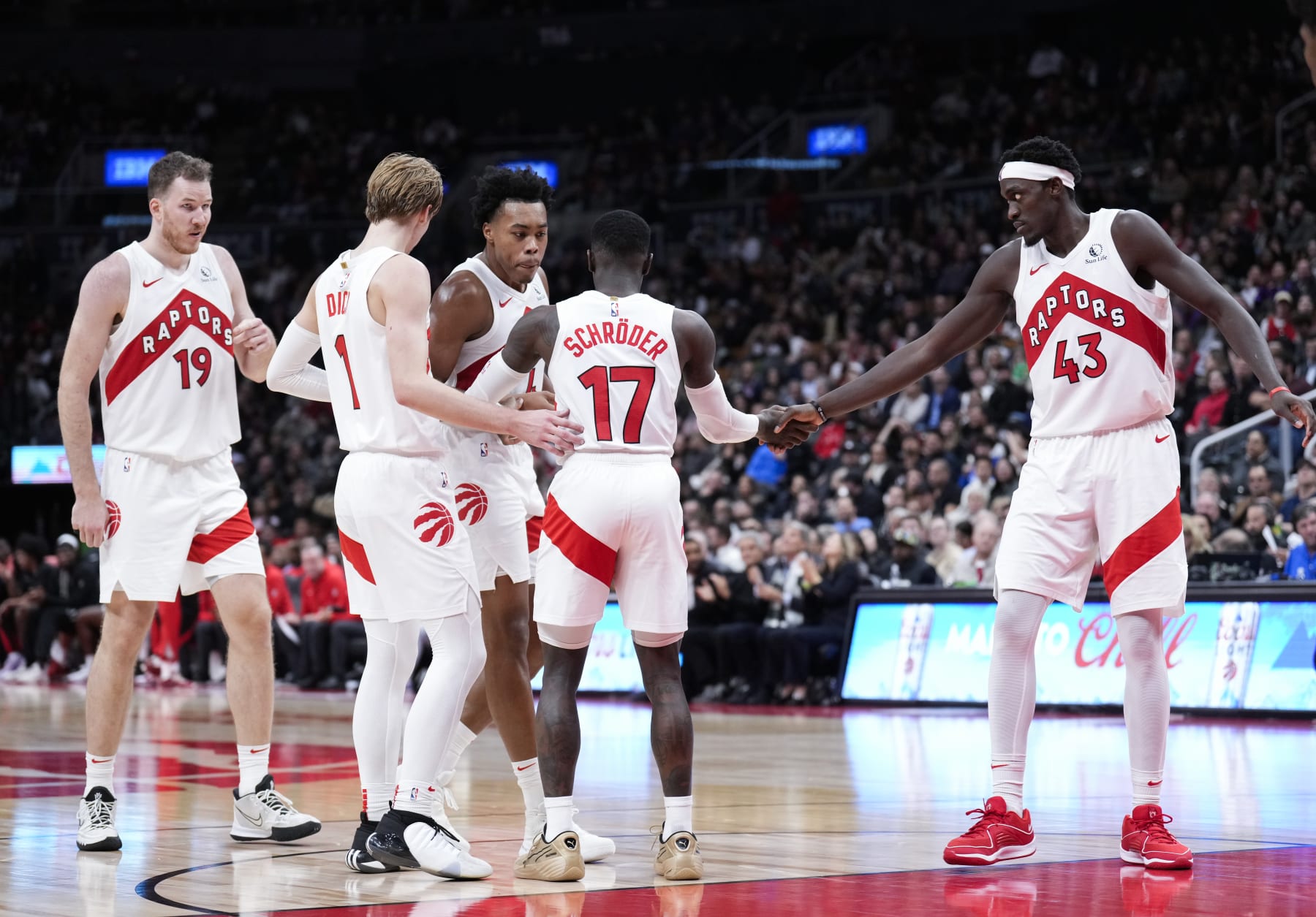 Jakob Poeltl, Gradey Dick, Scottie Barnes, Dennis Schröder and Pascal Siakam