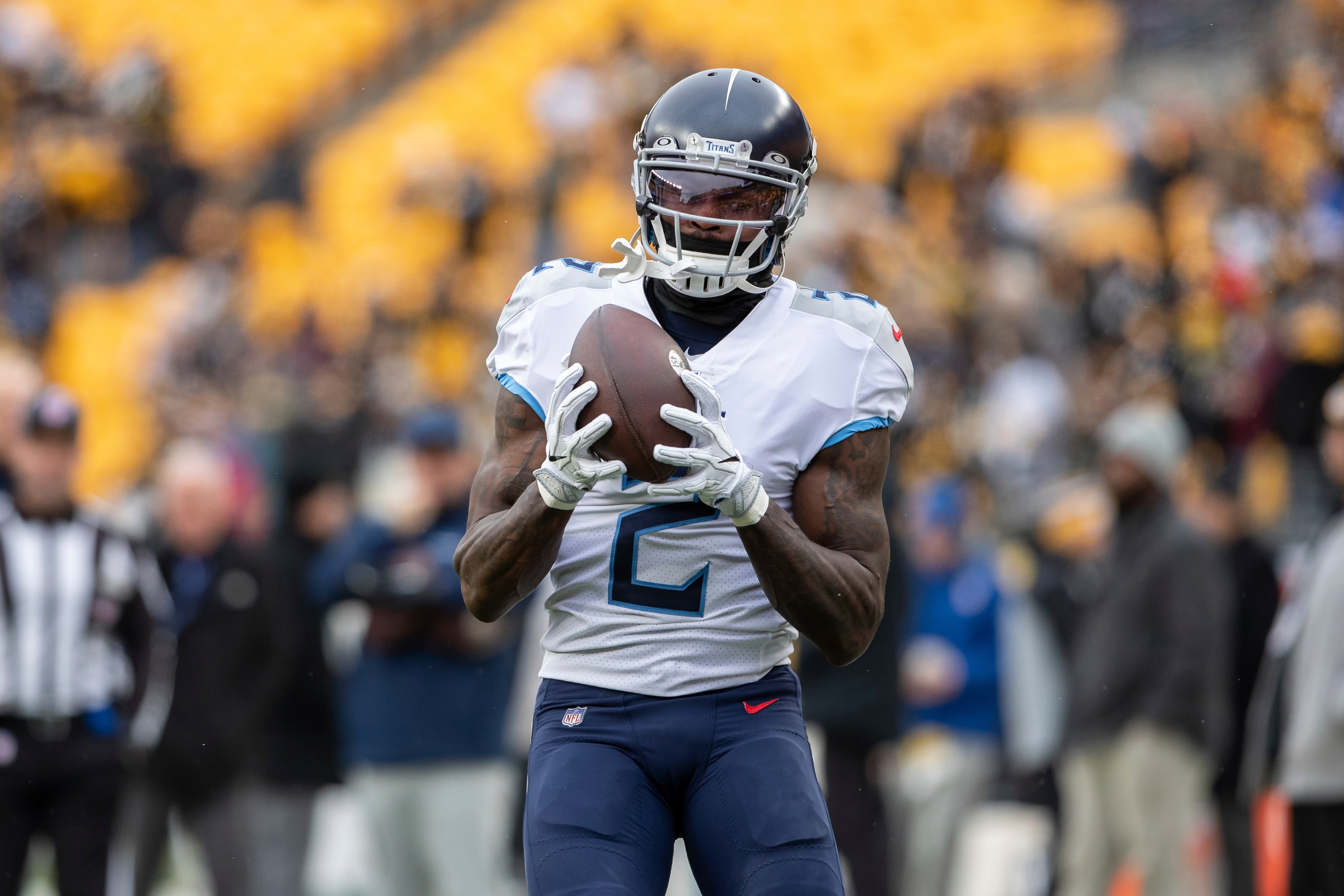 Tennessee Titans wide receiver Julio Jones (2) warms up before an NFL football game, Sunday, December 19, 2021 in Pittsburgh. (AP Photo/Matt Durisko)
