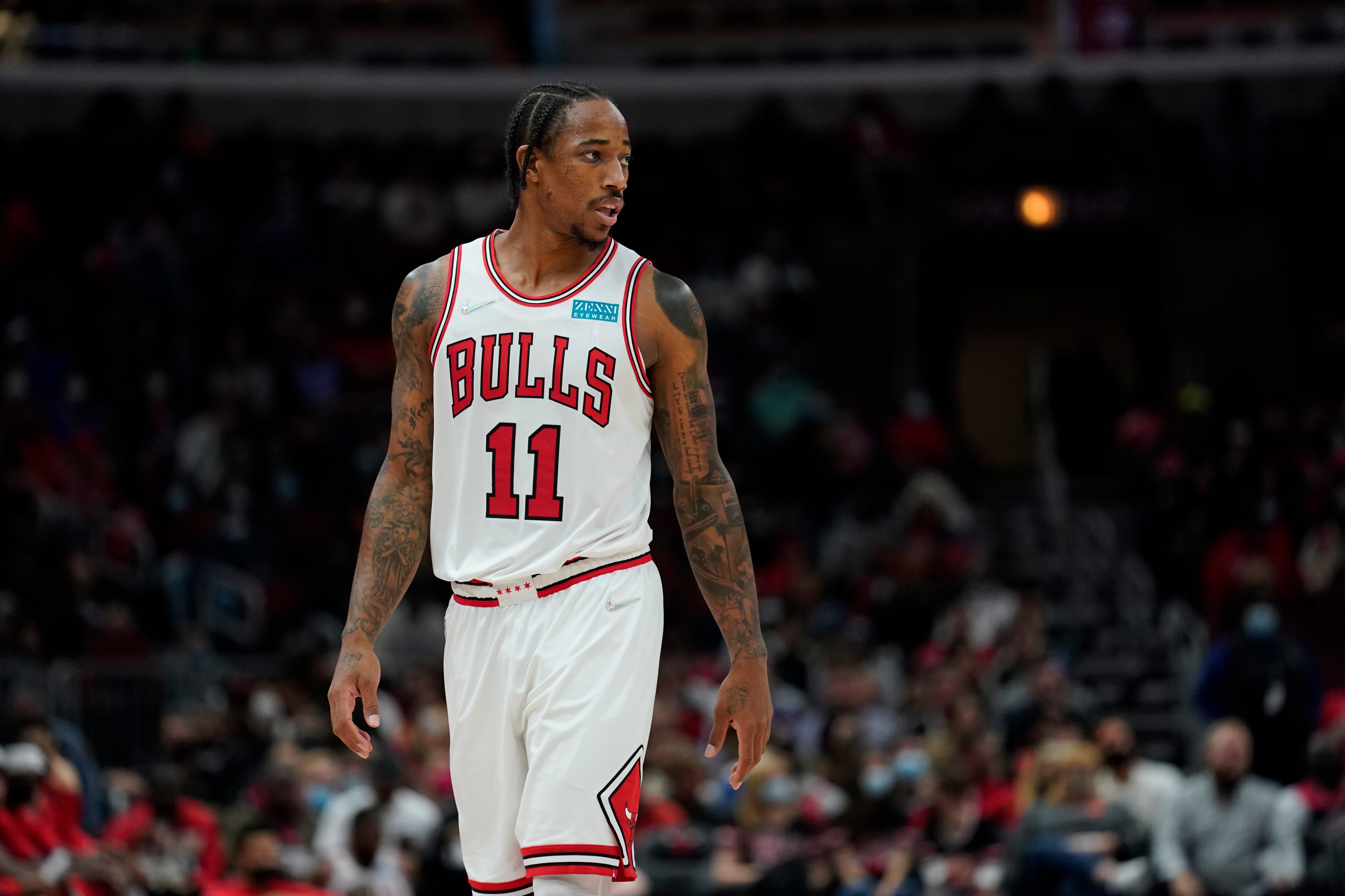 CHICAGO, ILLINOIS - OCTOBER 15: DeMar DeRozan #11 of the Chicago Bulls in action against the Memphis Grizzlies in the first half during a preseason game at United Center on October 15, 2021 in Chicago, Illinois. NOTE TO USER: User expressly acknowledges and agrees that, by downloading and or using this photograph, user is consenting to the terms and conditions of the Getty Images License Agreement. (Photo by Patrick McDermott/Getty Images) CHICAGO, ILLINOIS - OCTOBER 15: DeMar DeRozan #11 of the Chicago Bulls in action against the Memphis Grizzlies in the first half during a preseason game at United Center on October 15, 2021 in Chicago, Illinois. NOTE TO USER: User expressly acknowledges and agrees that, by downloading and or using this photograph, user is consenting to the terms and conditions of the Getty Images License Agreement. (Photo by Patrick McDermott/Getty Images)