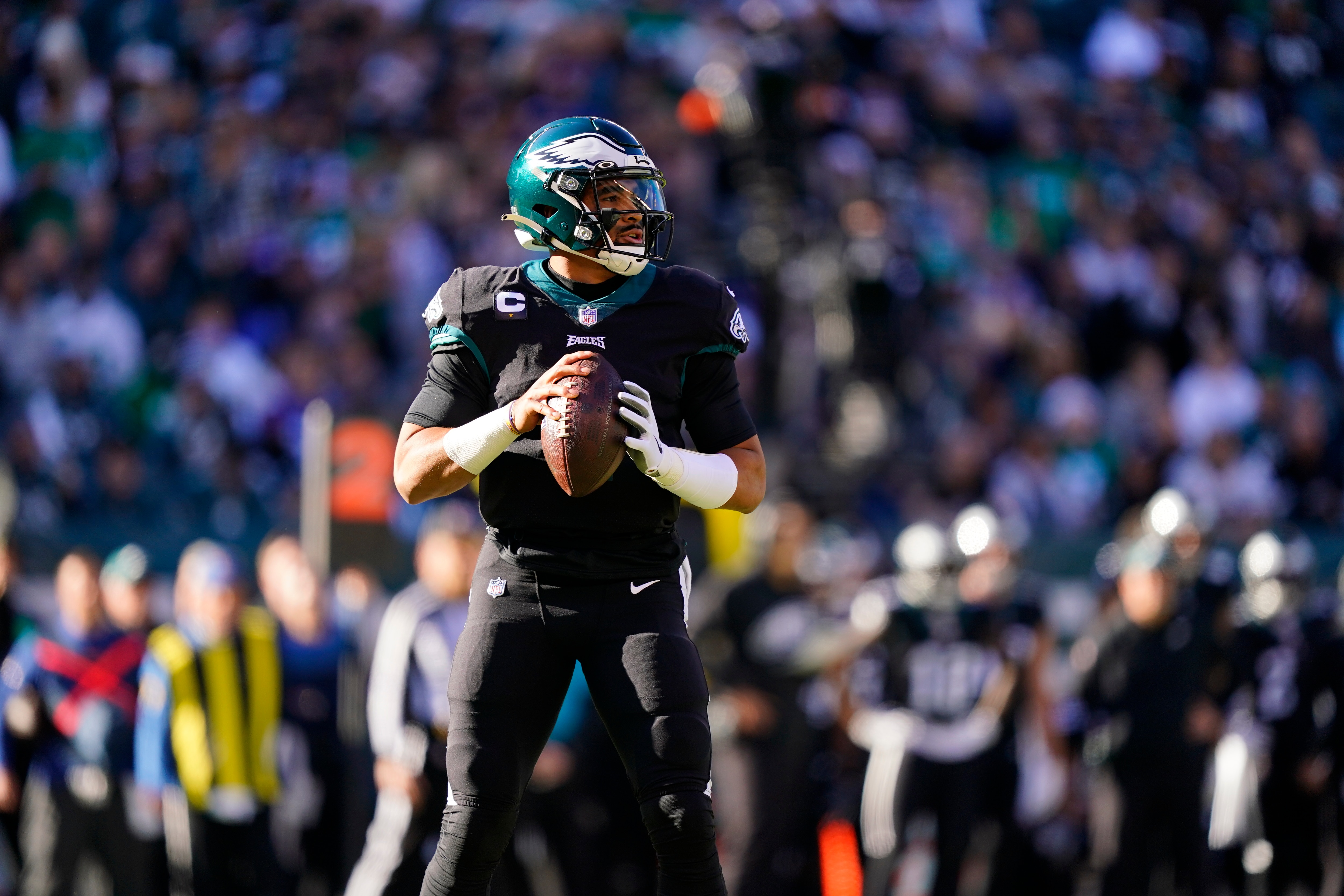 Philadelphia Eagles quarterback Jalen Hurts plays during an NFL football game against the New York Giants, Sunday, Dec. 26, 2021, in Philadelphia. (AP Photo/Matt Rourke)